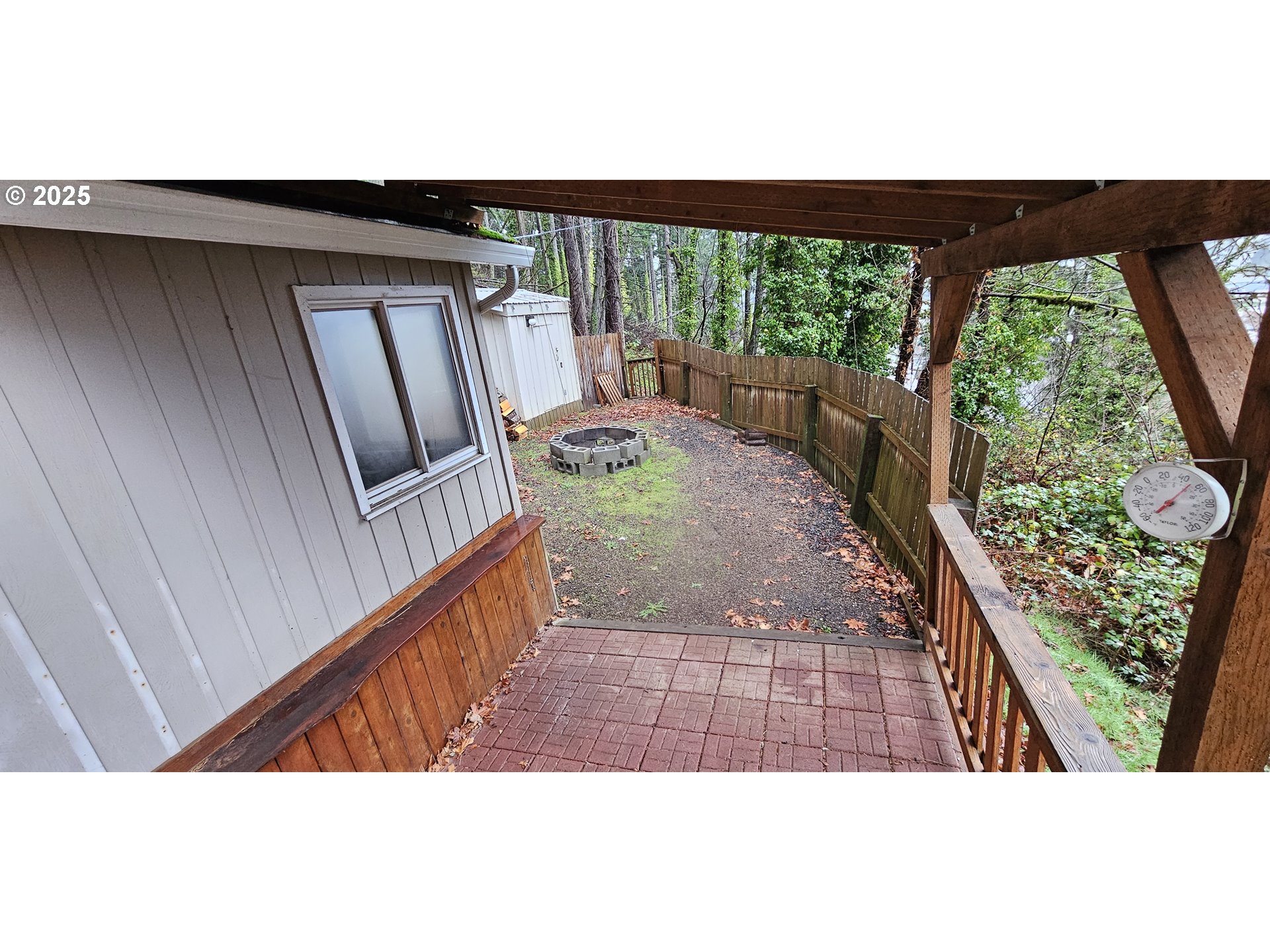 420 W D Ave Property Photo 3
