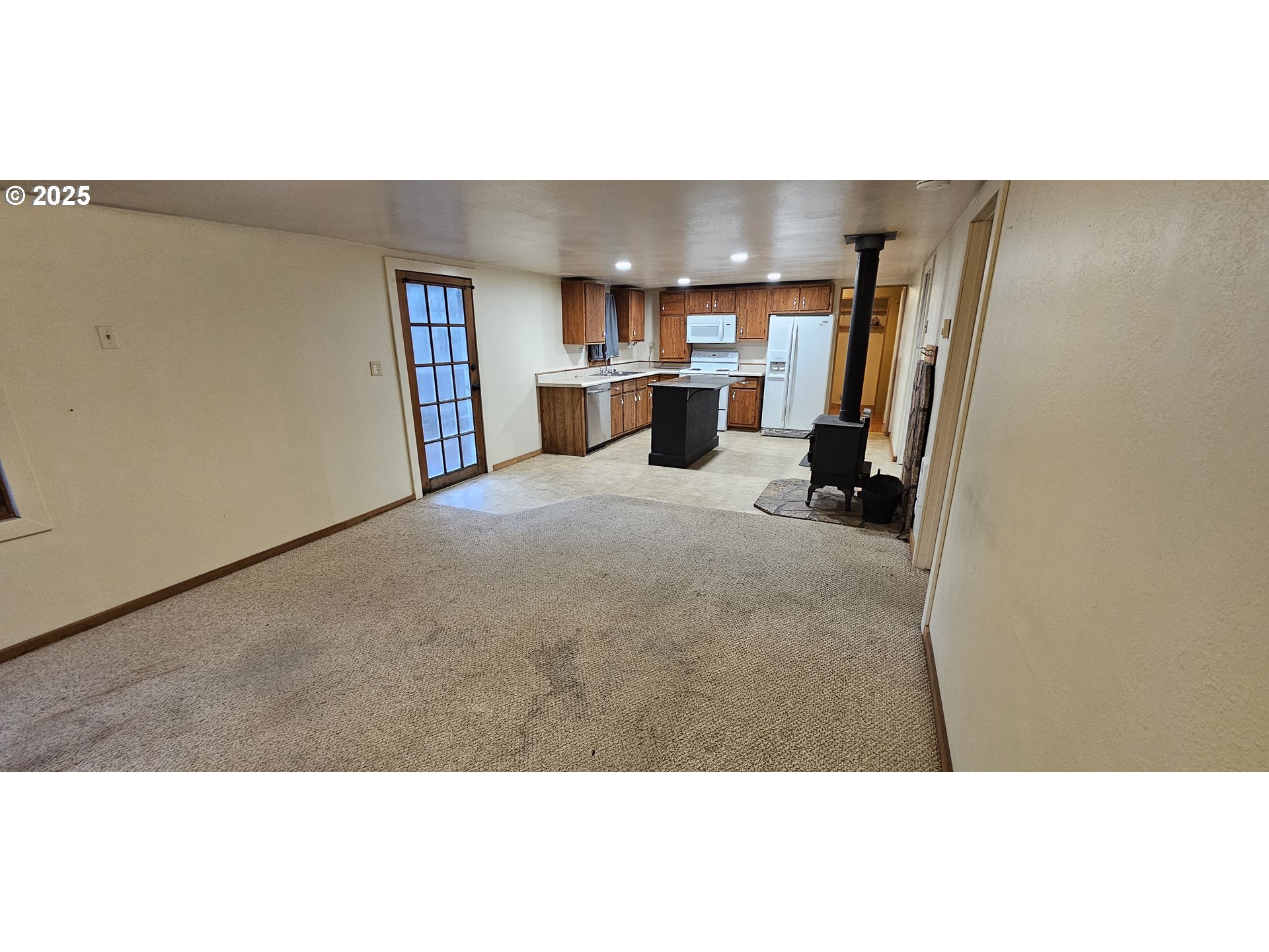420 W D Ave Property Photo 14