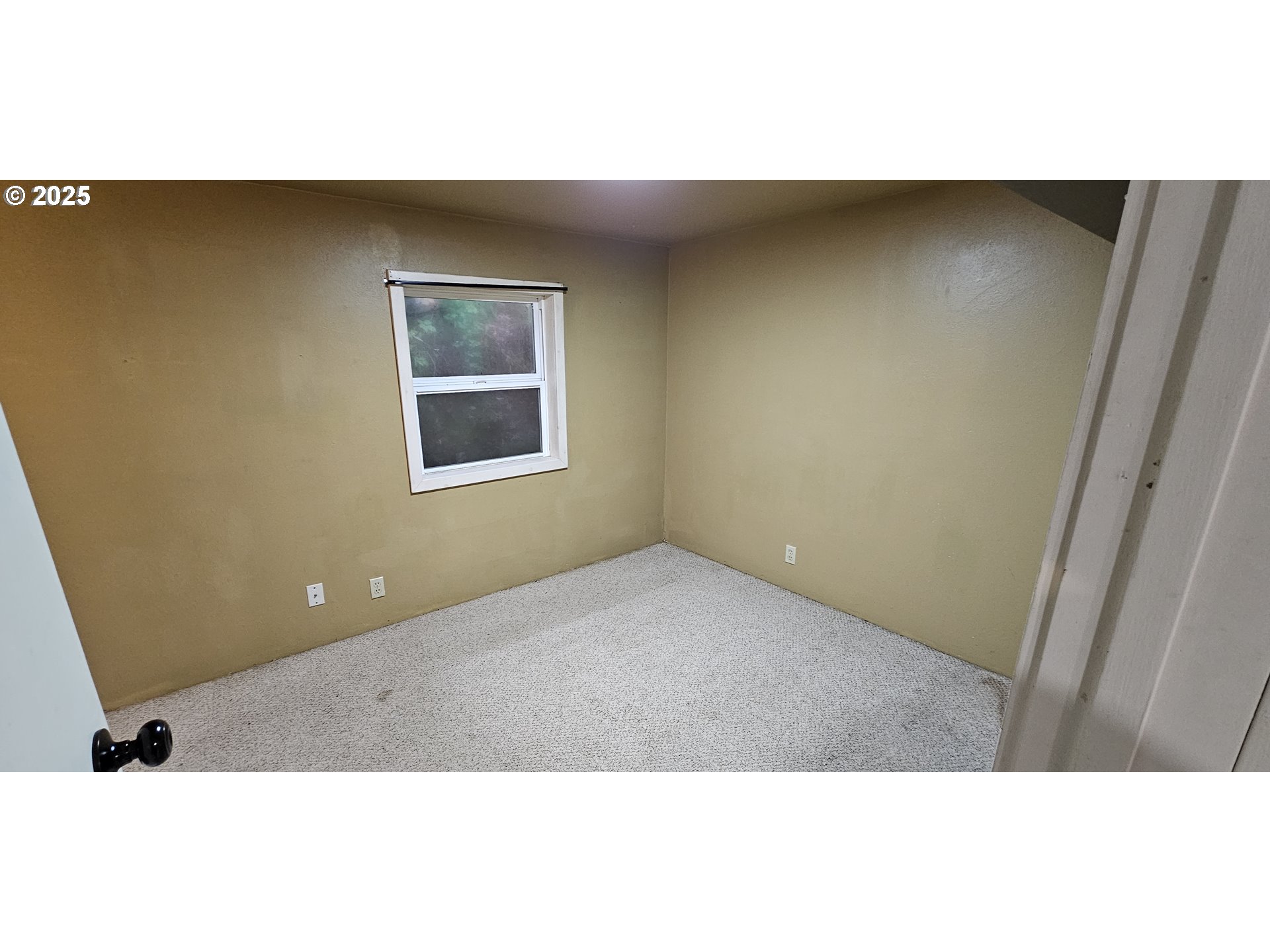 420 W D Ave Property Photo 16