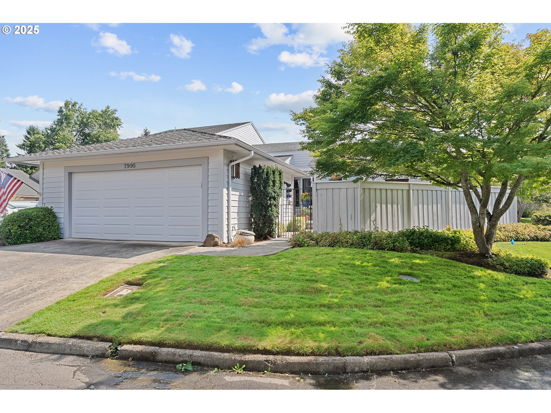 7995 Sw Sacajawea Way Property Photo 1
