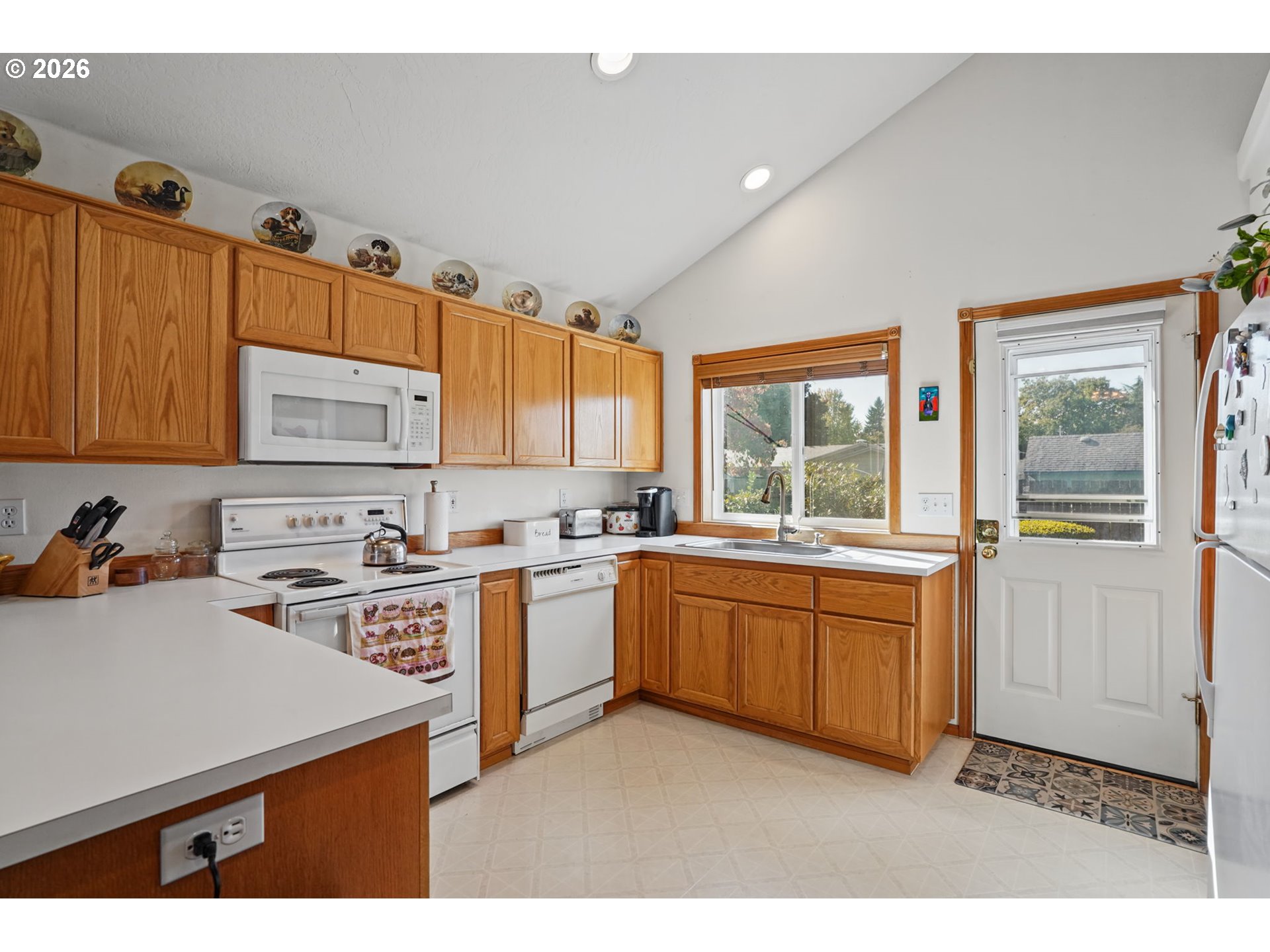 4644 Calumet Way Property Photo 7
