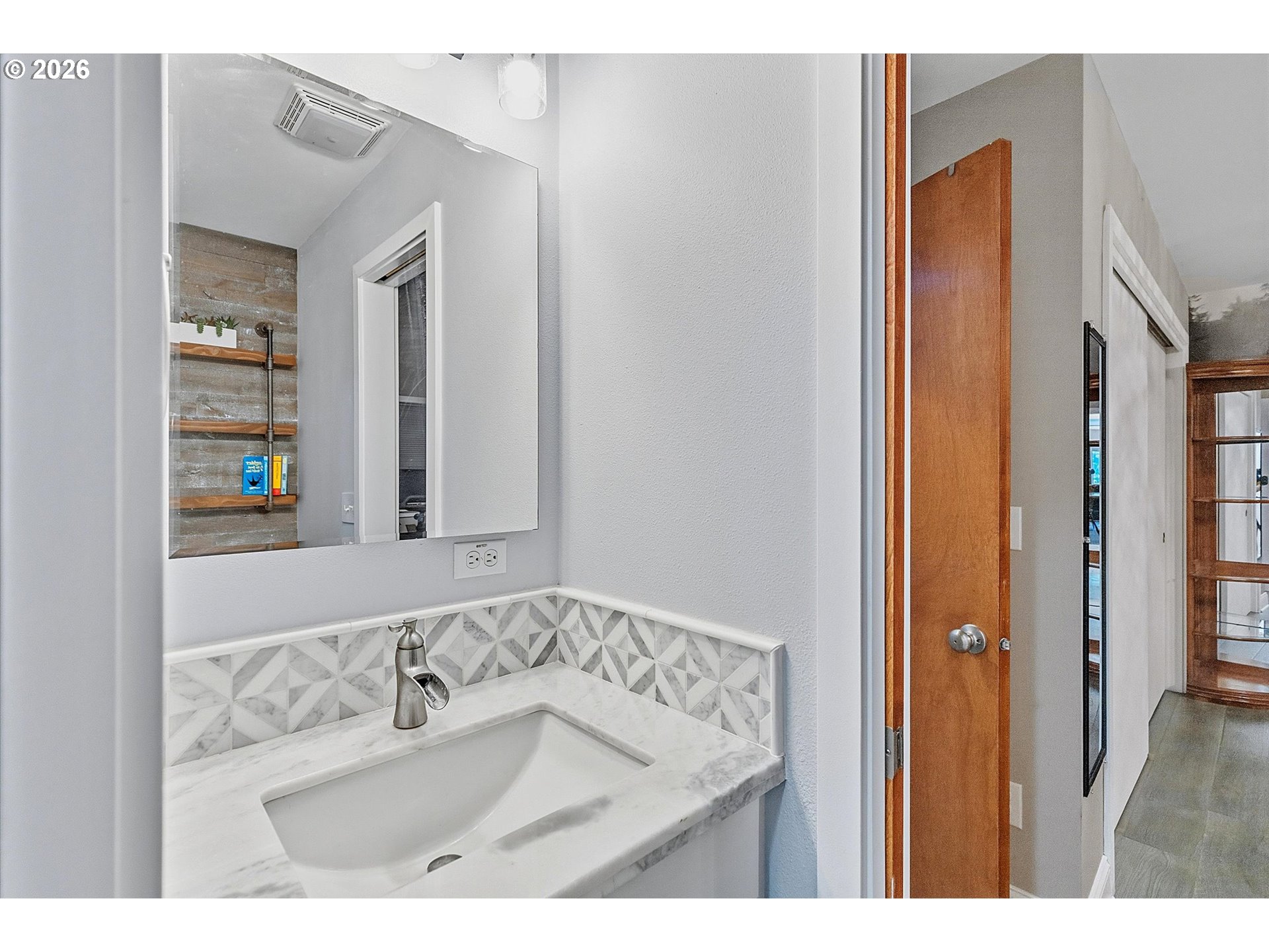25789 Nw Green Mountain Rd Property Photo 25