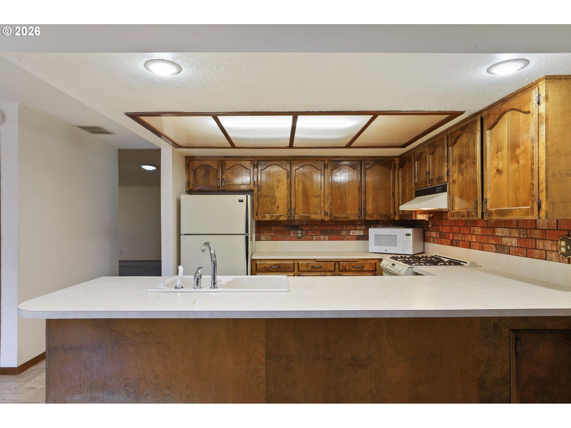 577 Citation Dr Ne Property Photo 14