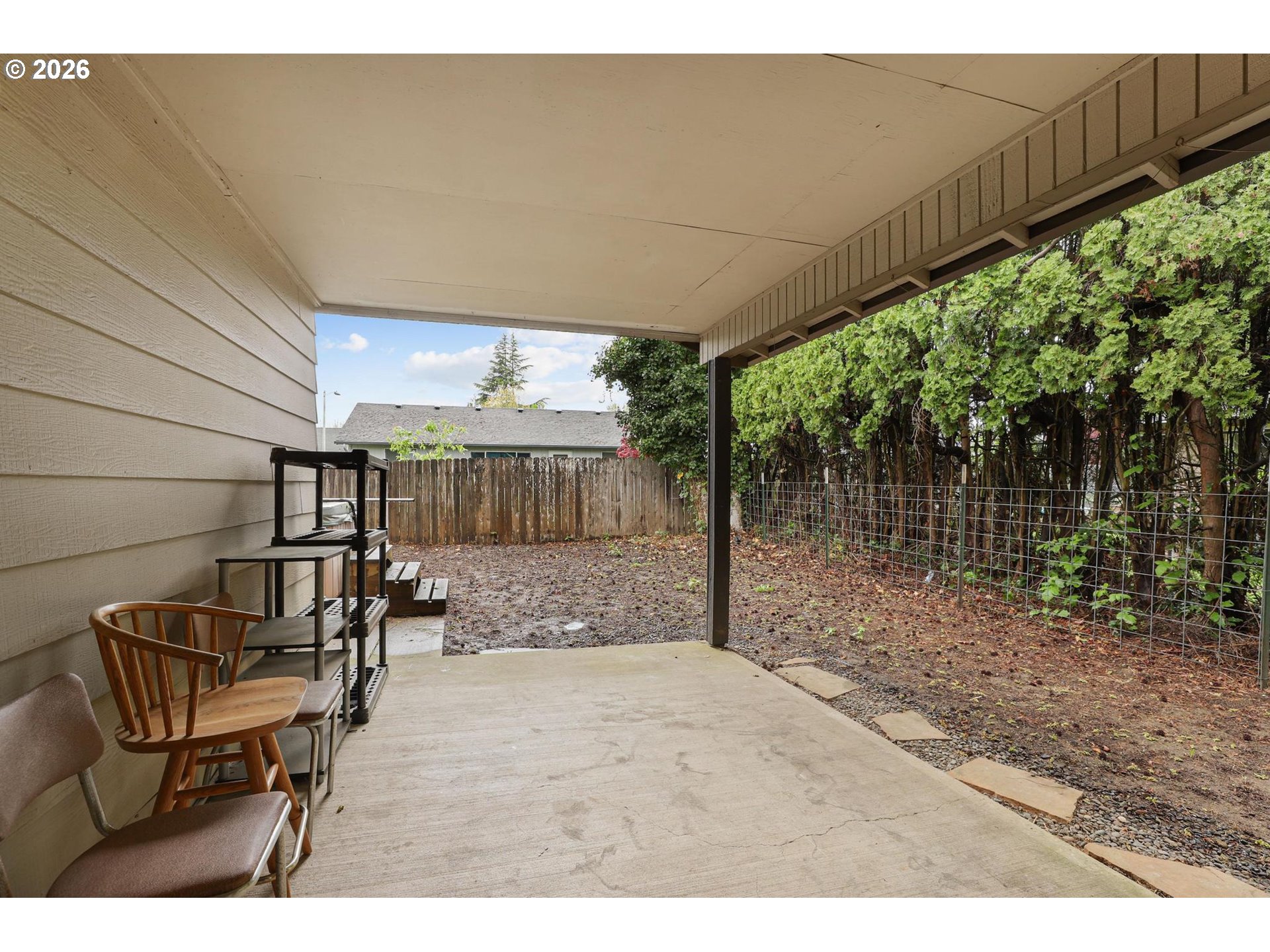 577 Citation Dr Ne Property Photo 18