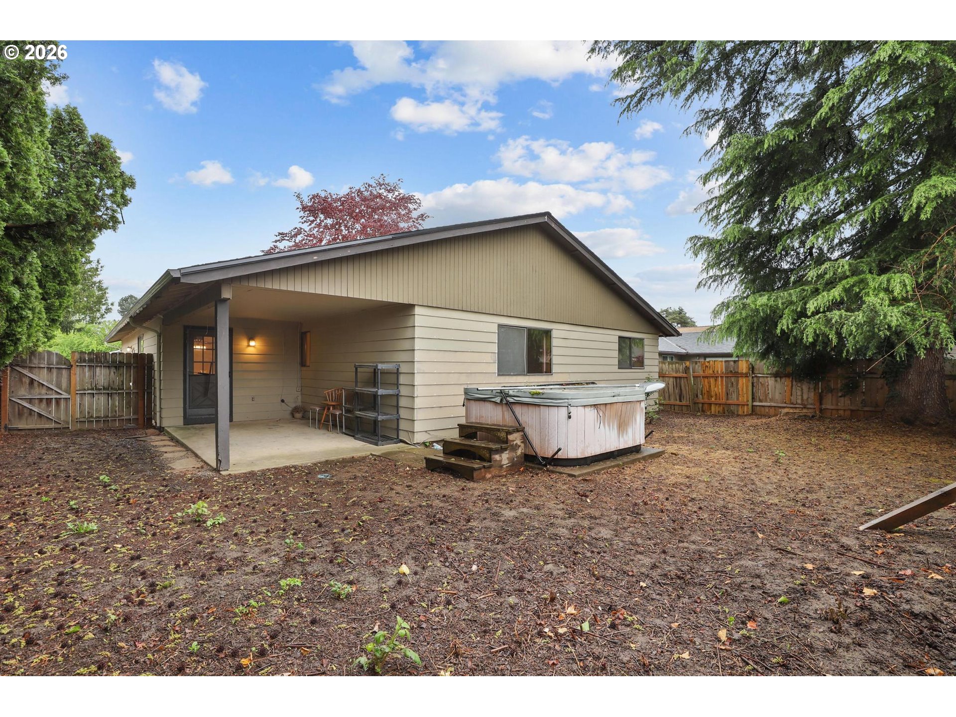 577 Citation Dr Ne Property Photo 19