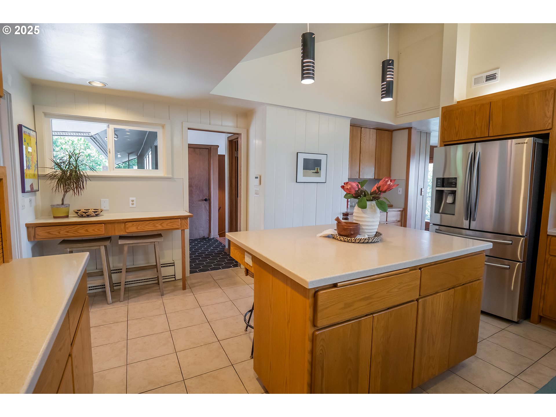 275 Sunset Dr Property Photo 12