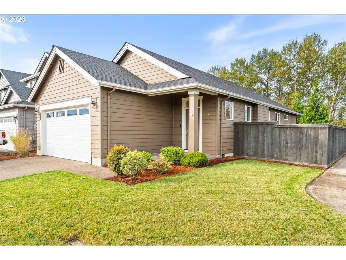 1429 NW BAGBY ST Property Photo 1