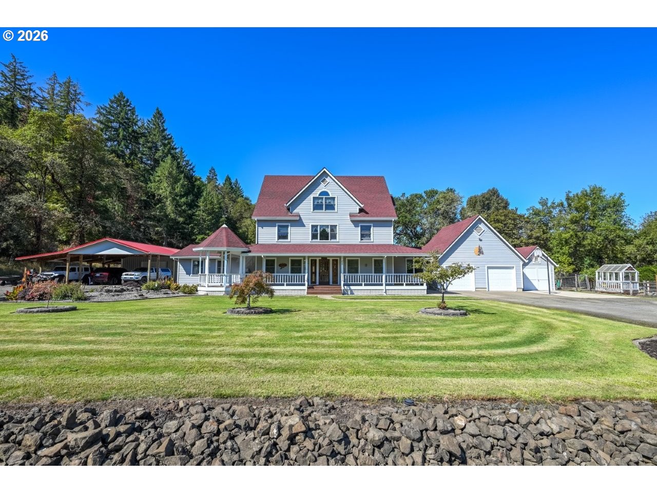 255 Dawson Rd Property Photo 1