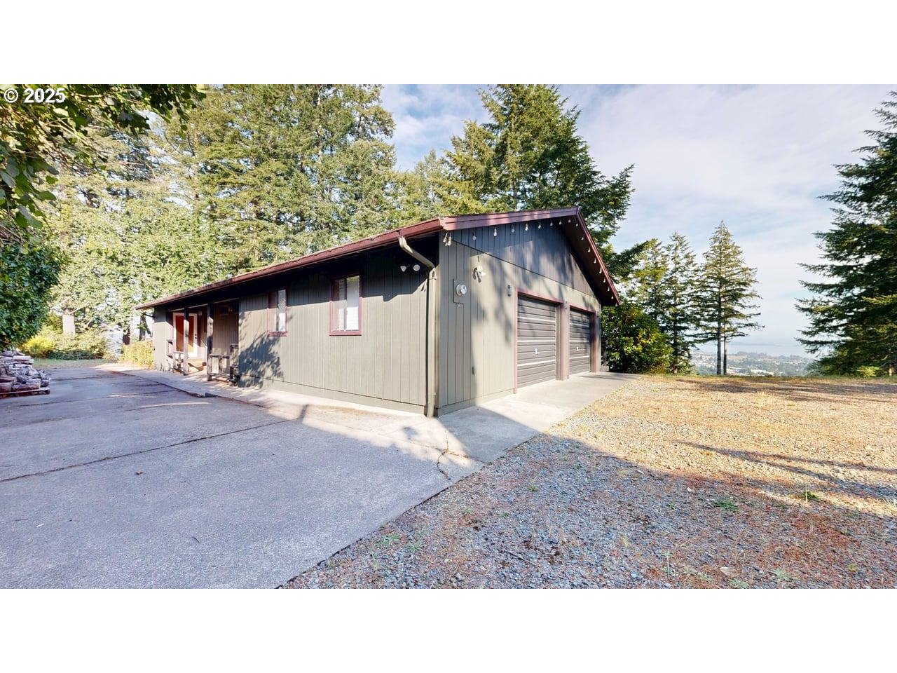 16945 Pacific View Dr Property Photo 1