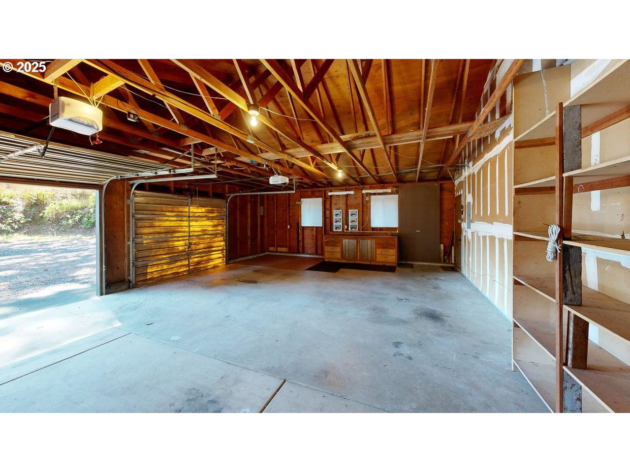16945 Pacific View Dr Property Photo 28