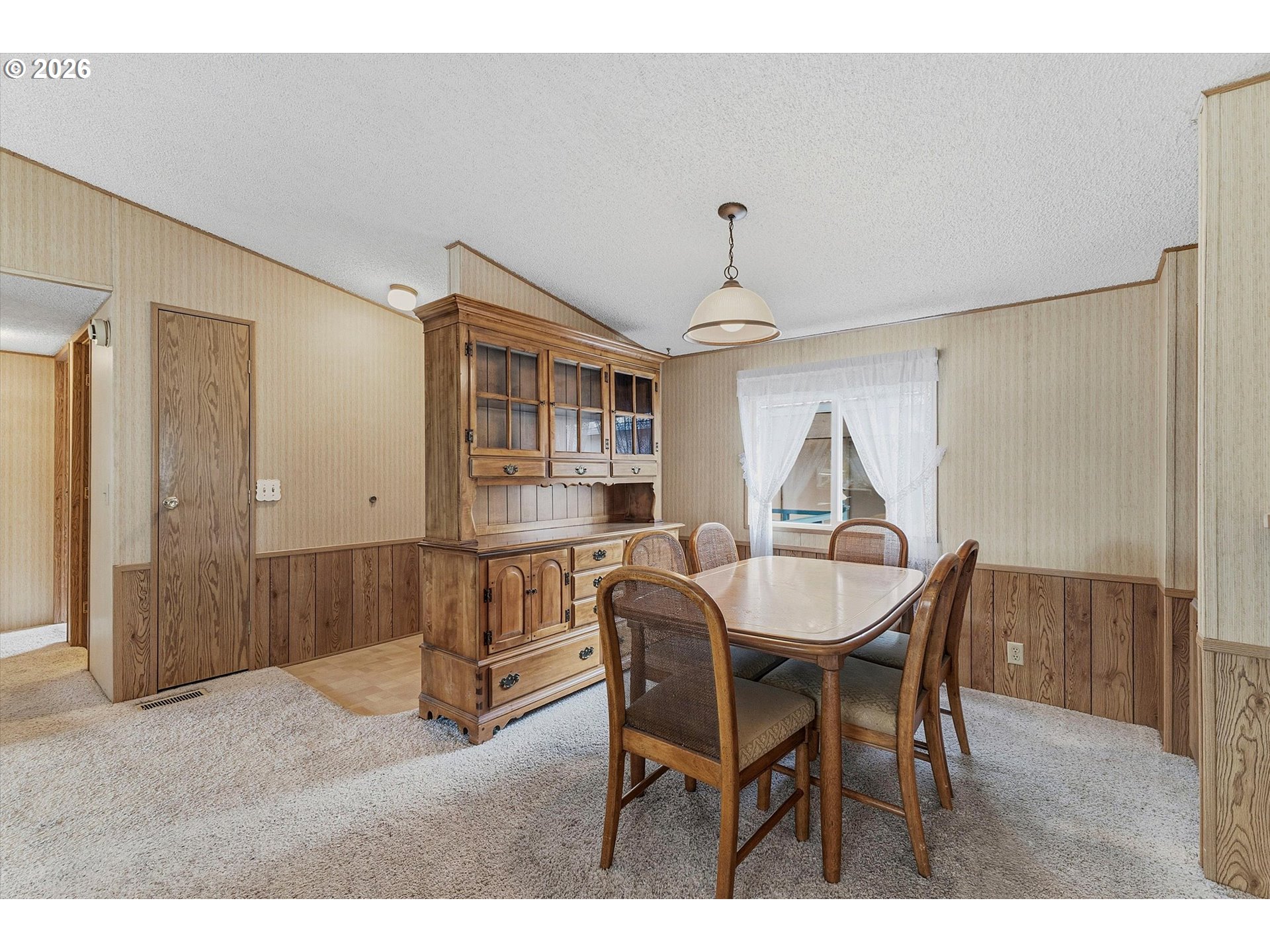 300 Se Lacreole Dr Property Photo 7