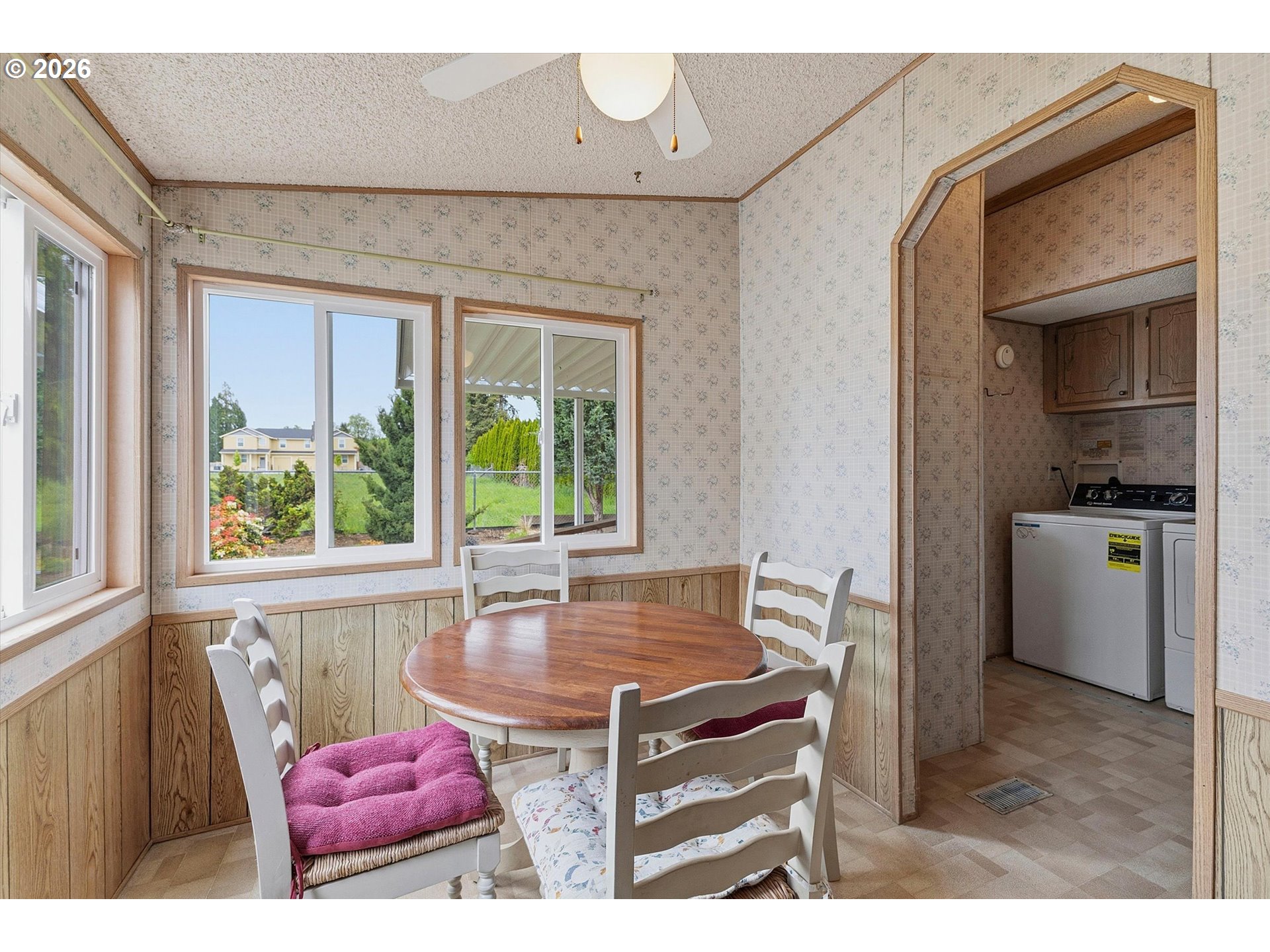 300 Se Lacreole Dr Property Photo 13