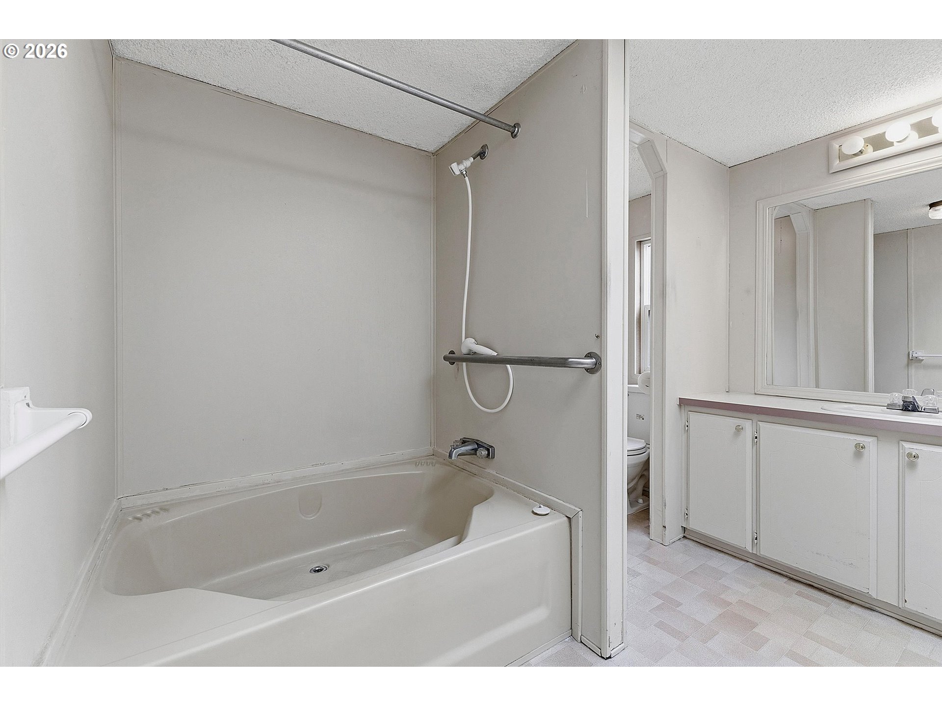 300 Se Lacreole Dr Property Photo 21