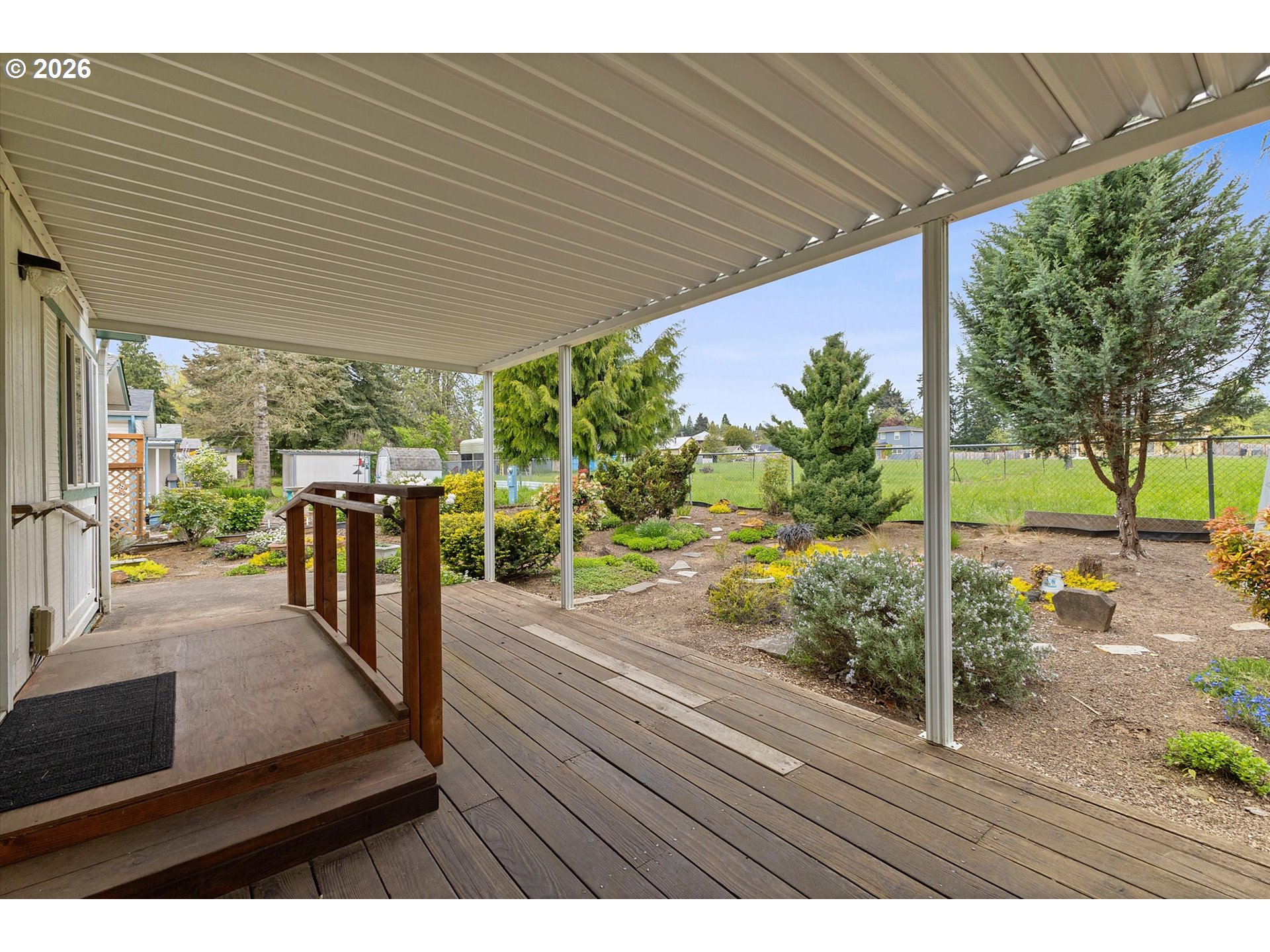 300 Se Lacreole Dr Property Photo 28