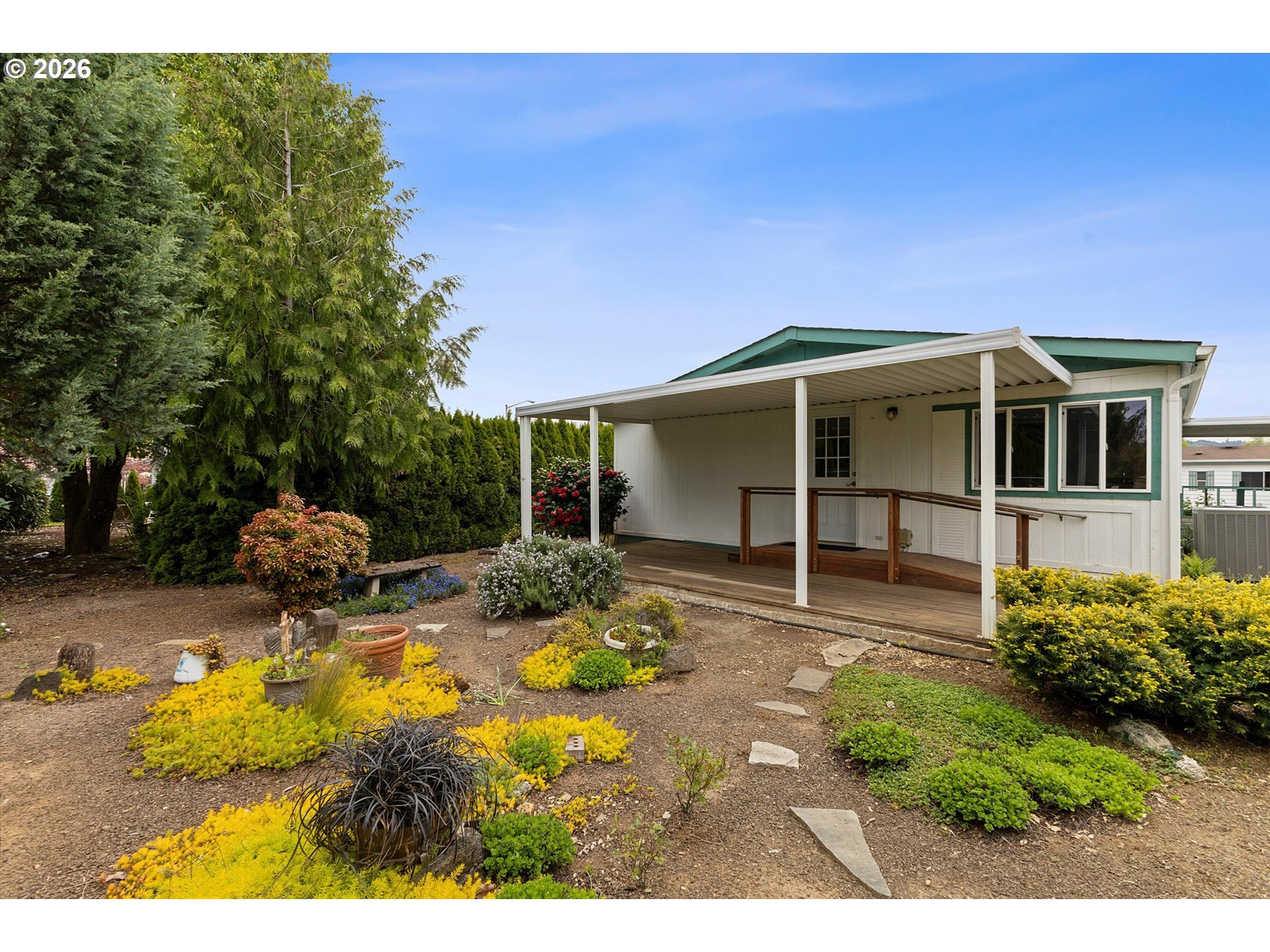 300 Se Lacreole Dr Property Photo 30