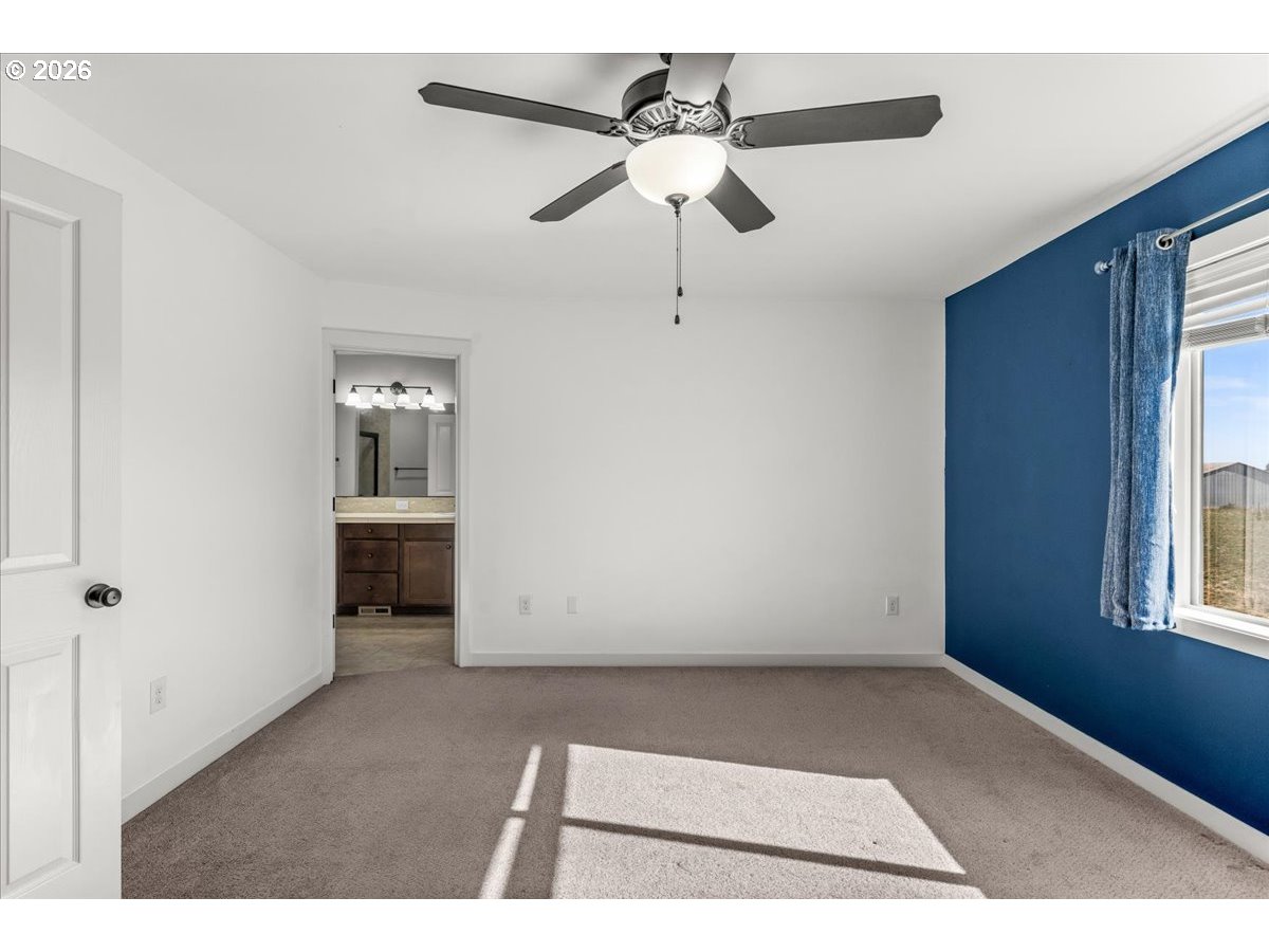 30276 Nw Stewart Ln Property Photo 16