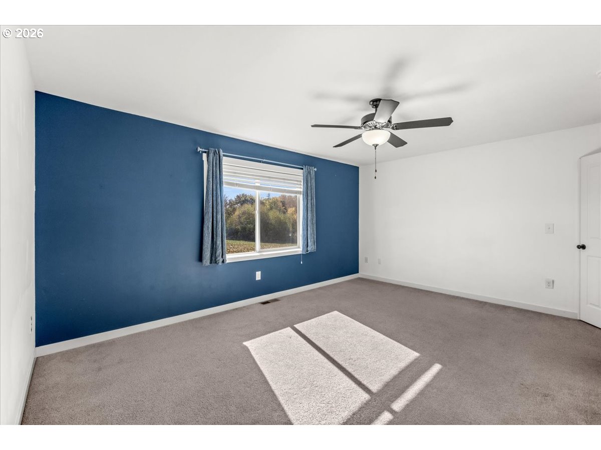 30276 Nw Stewart Ln Property Photo 17