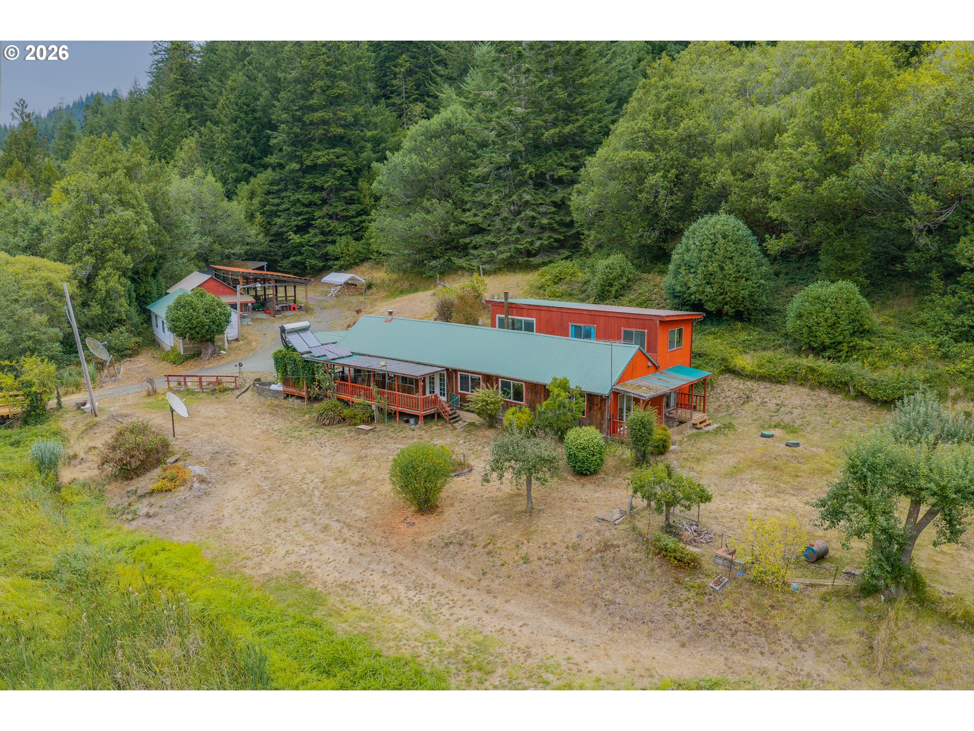 55395 Glen Aiken Creek Rd Property Photo 2