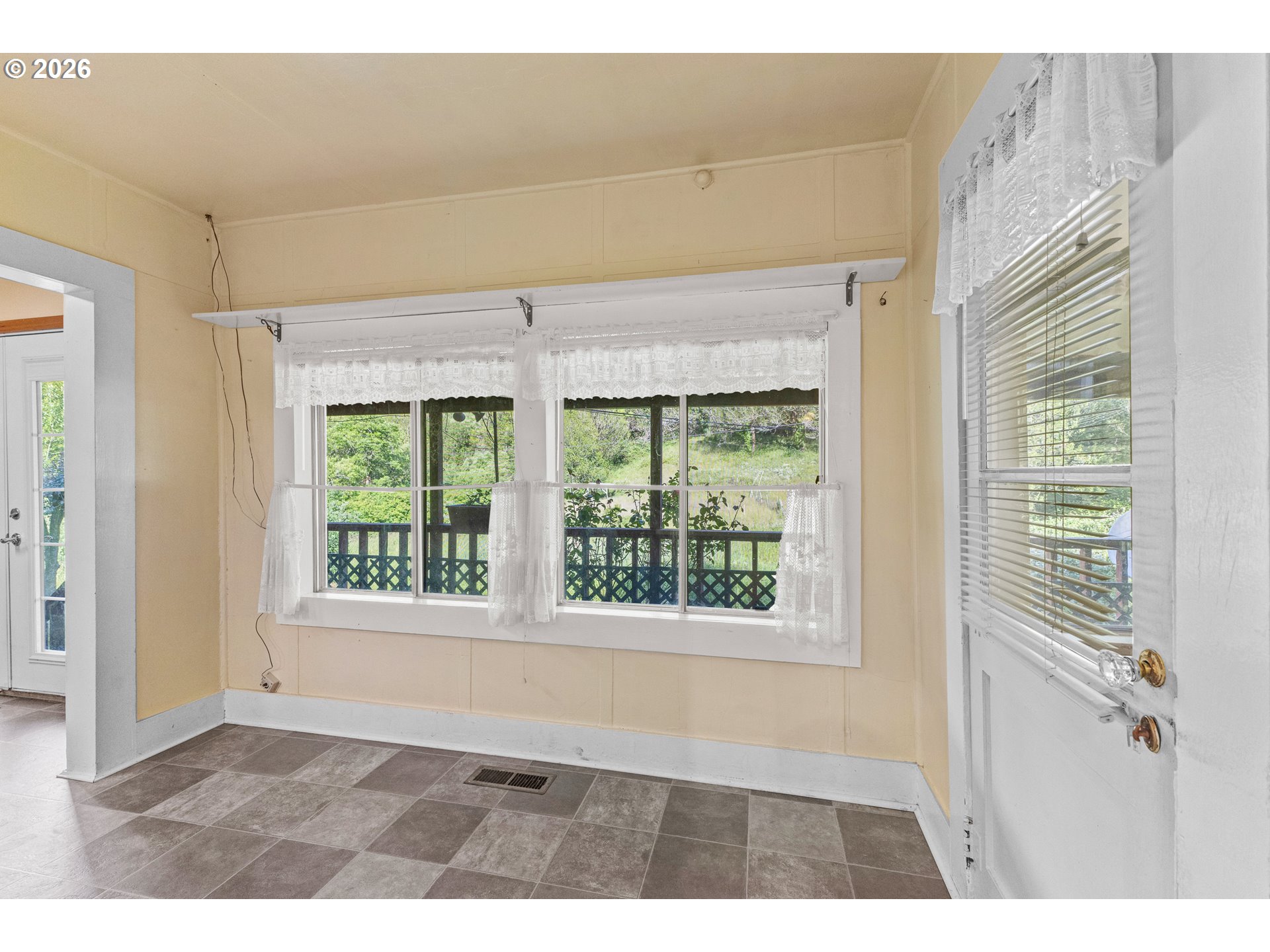 55395 Glen Aiken Creek Rd Property Photo 19
