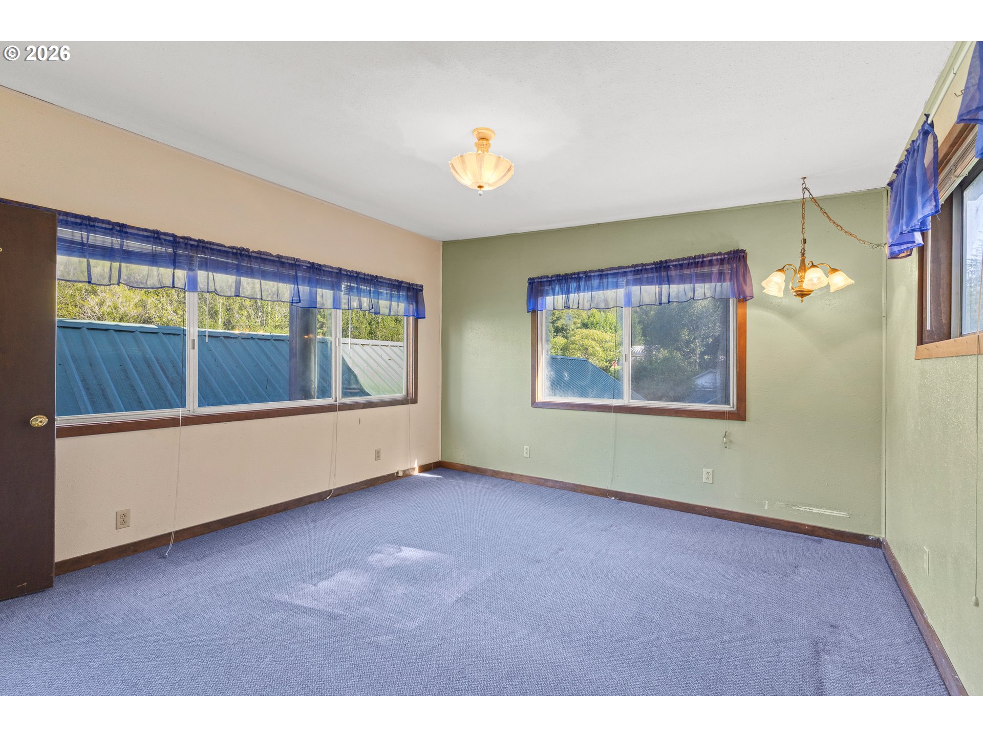 55395 Glen Aiken Creek Rd Property Photo 29