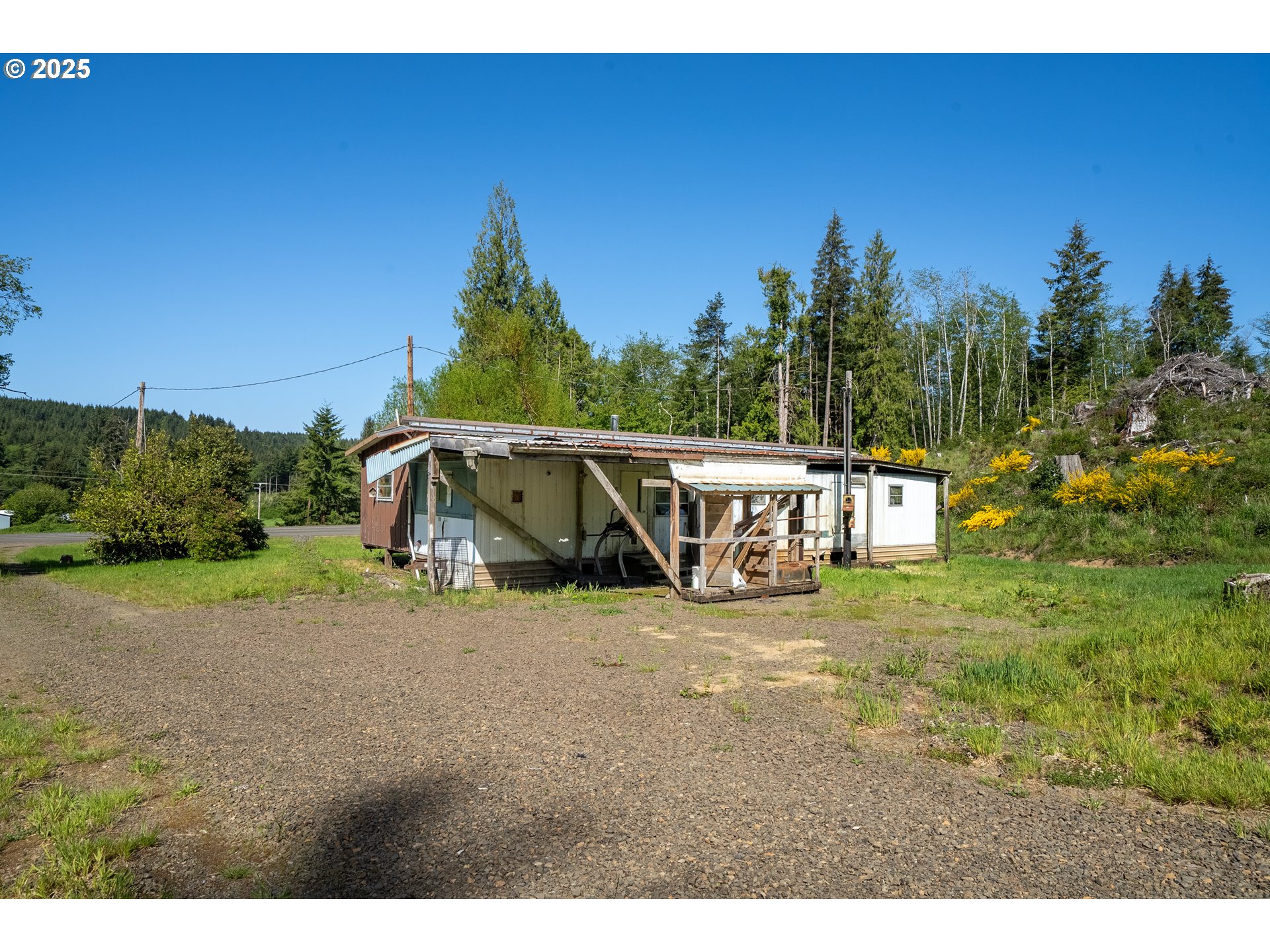 16915 S Highway 101 Property Photo 6