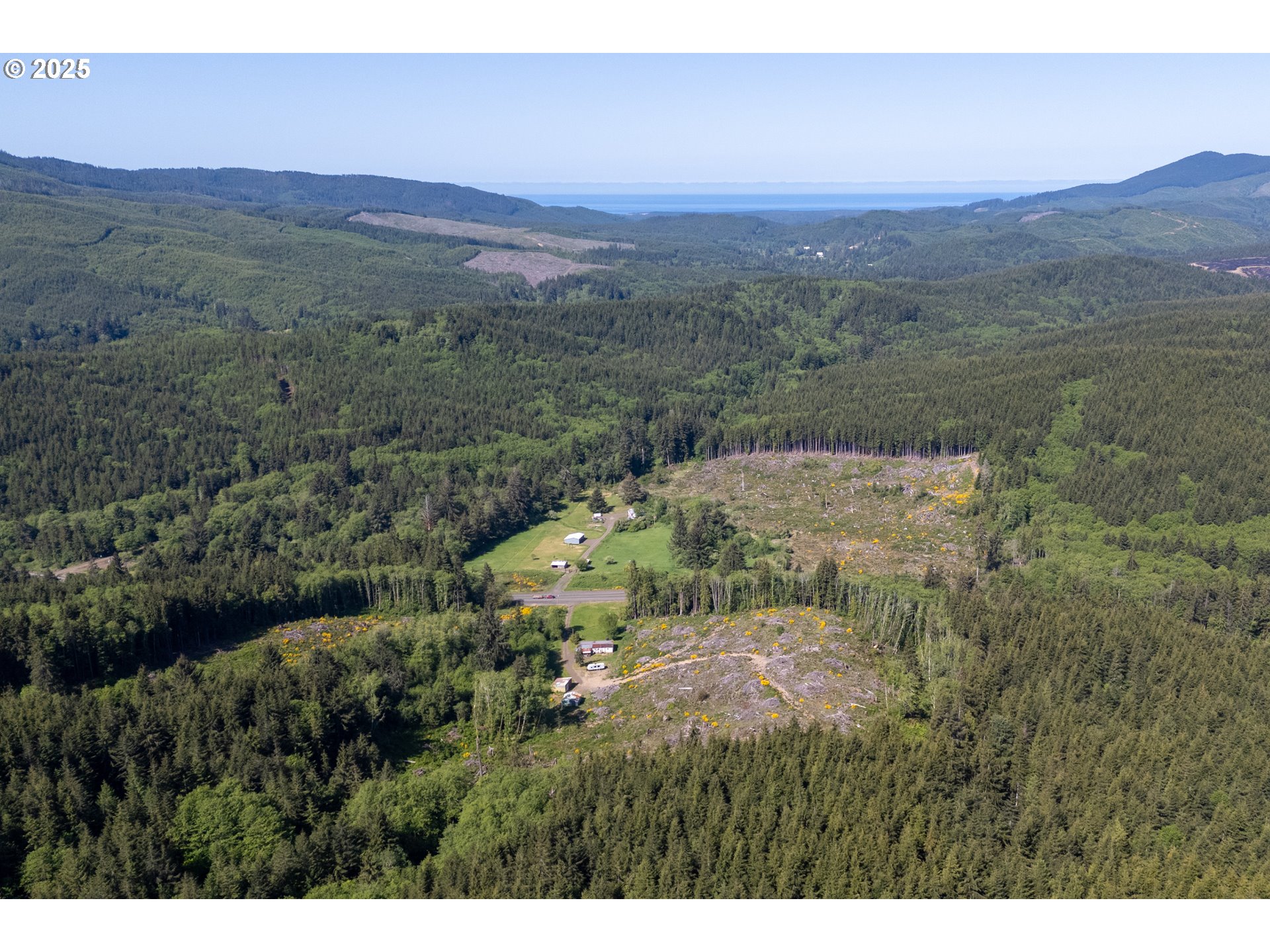 16915 S Highway 101 Property Photo 11