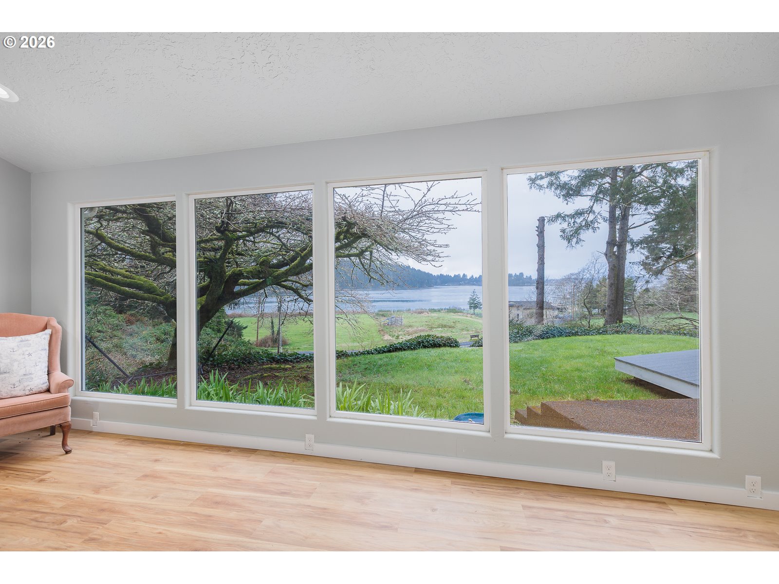 3823 Yaquina Bay Rd Property Photo 6