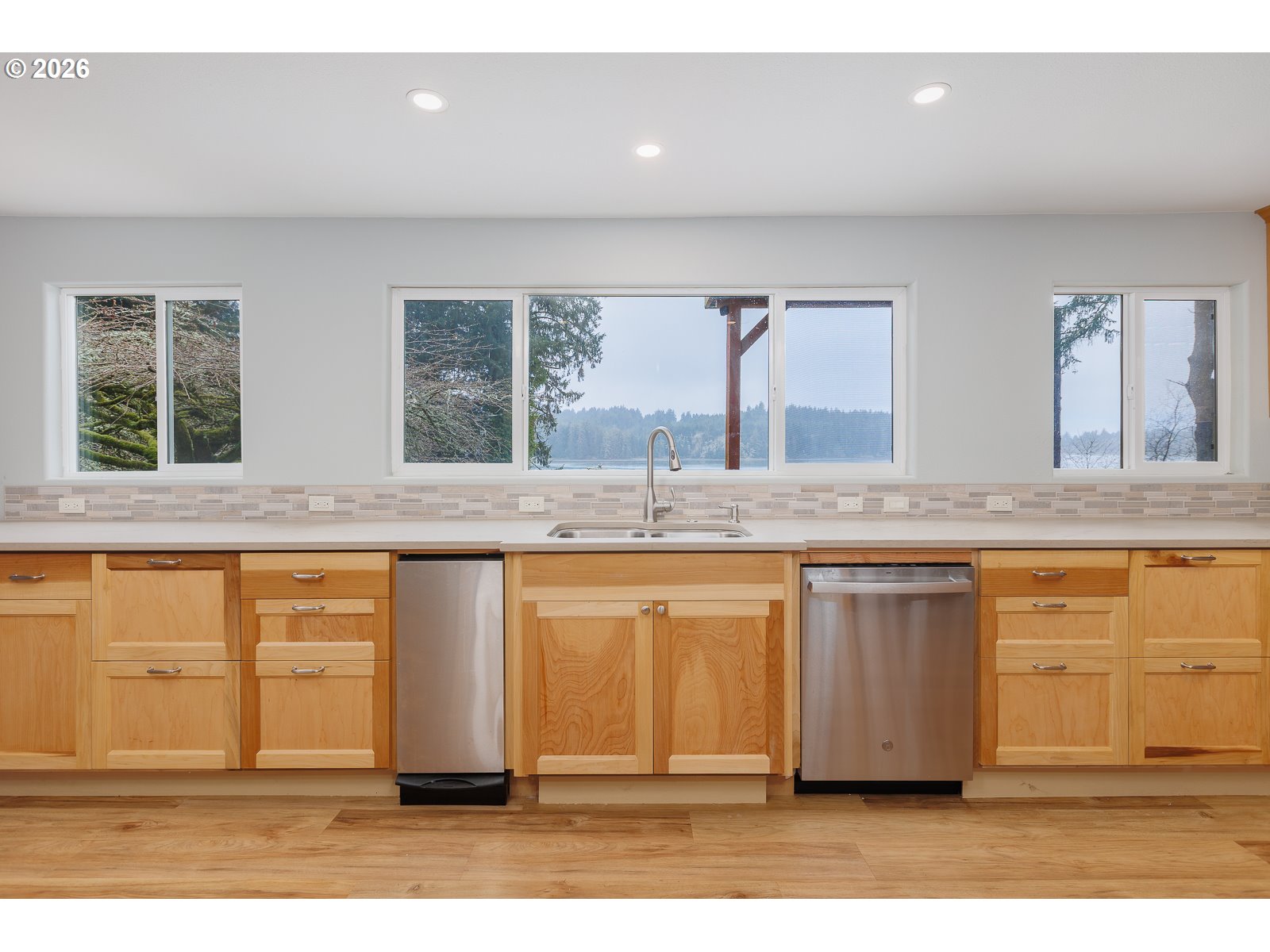 3823 Yaquina Bay Rd Property Photo 8