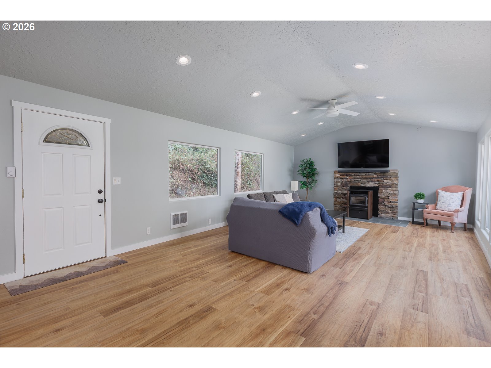 3823 Yaquina Bay Rd Property Photo 47