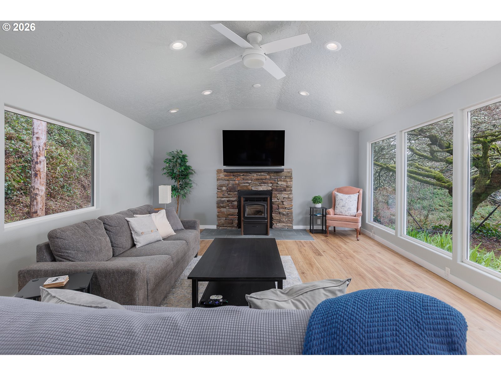 3823 Yaquina Bay Rd Property Photo 48