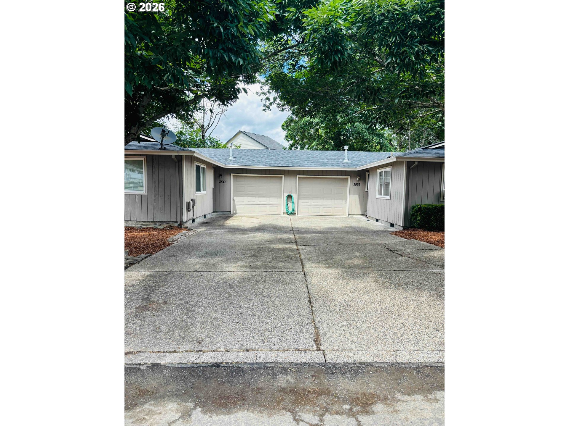 3545 Ne 8th St Property Photo 3