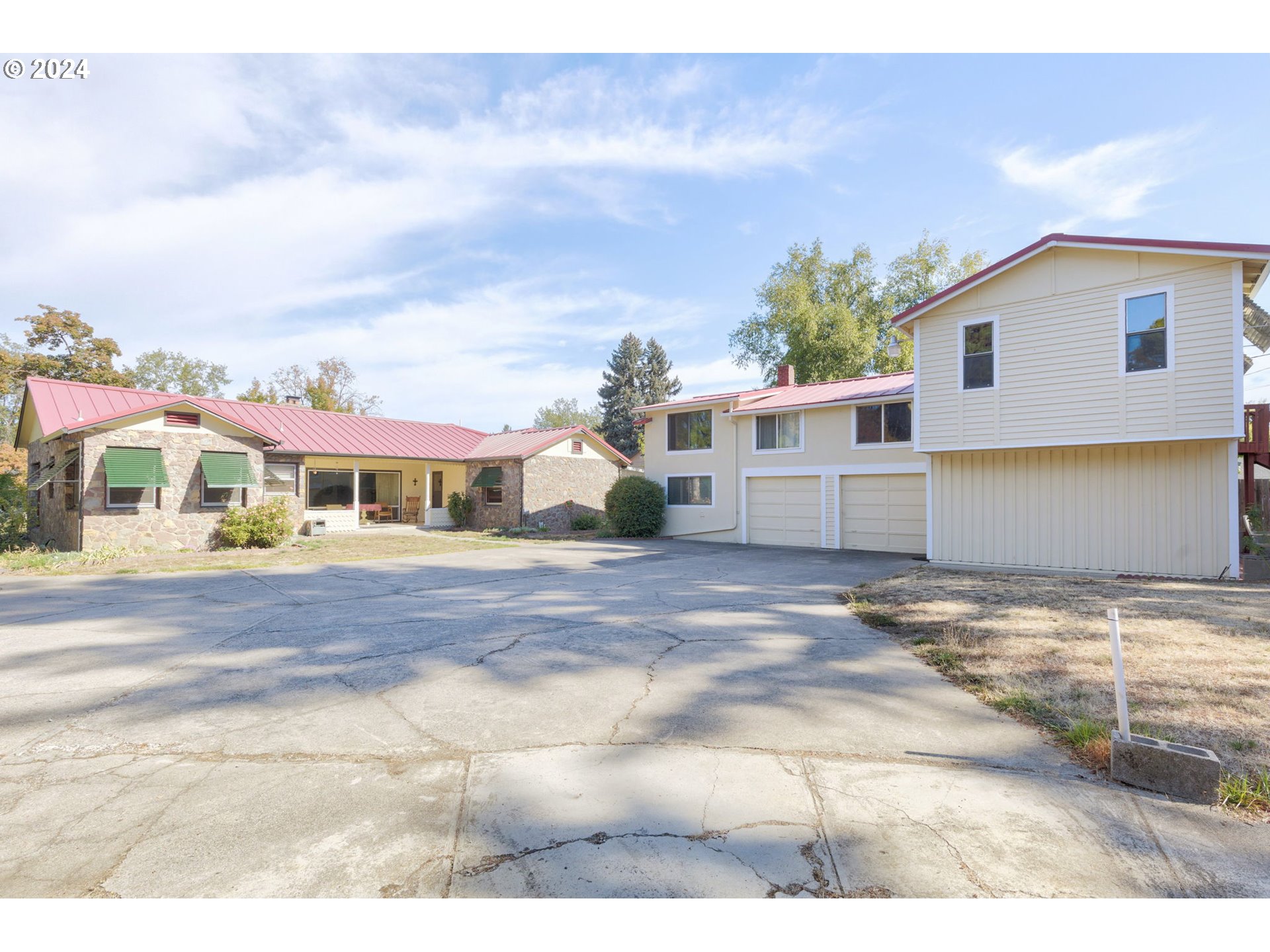 547 Oakdale Dr Property Photo 11