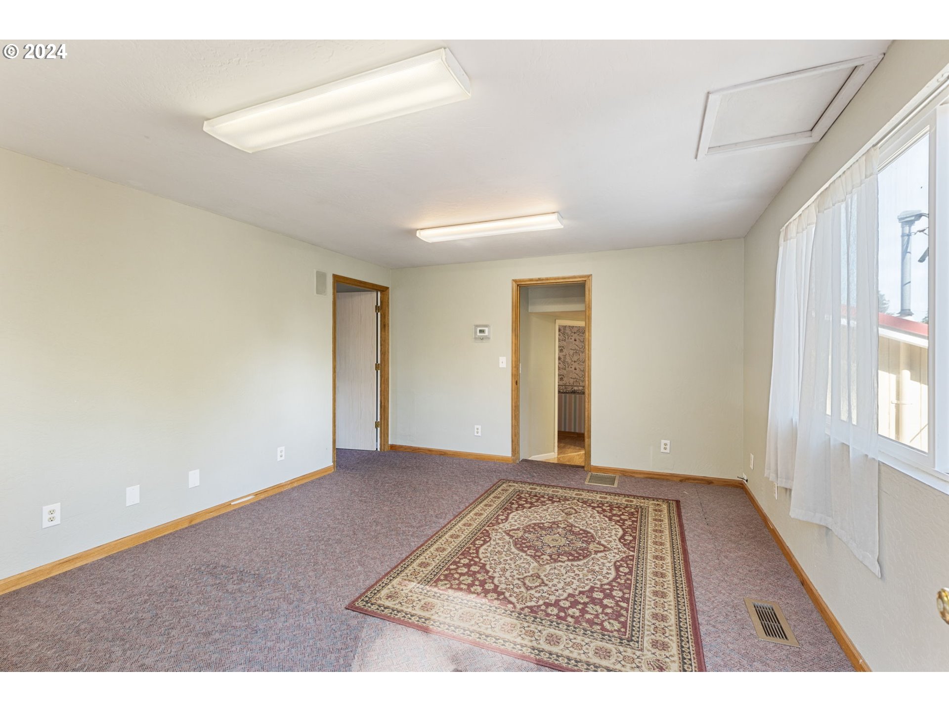 547 Oakdale Dr Property Photo 36