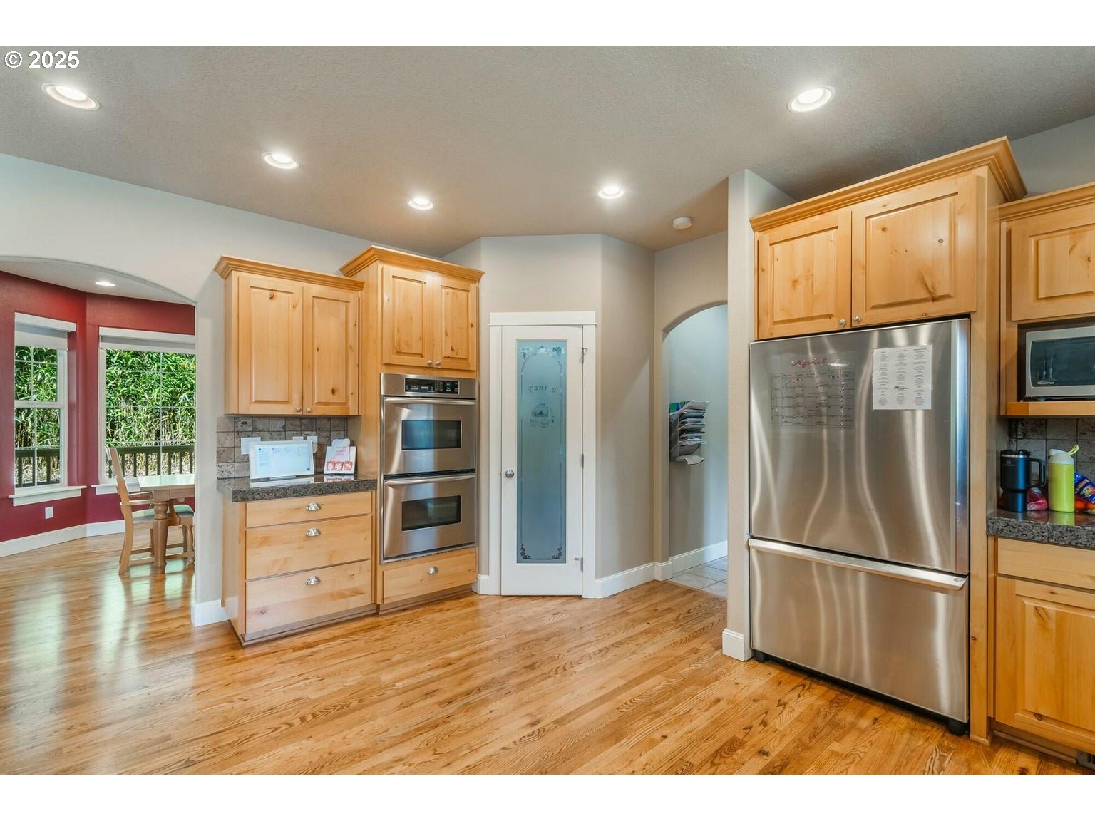 8100 Briar Ln Property Photo 15