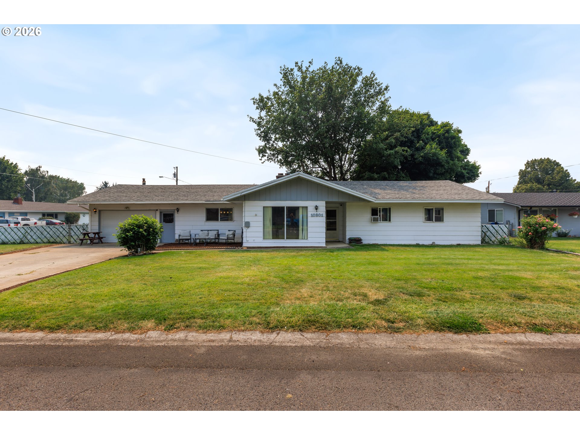 10301 Emily Dr Property Photo 1