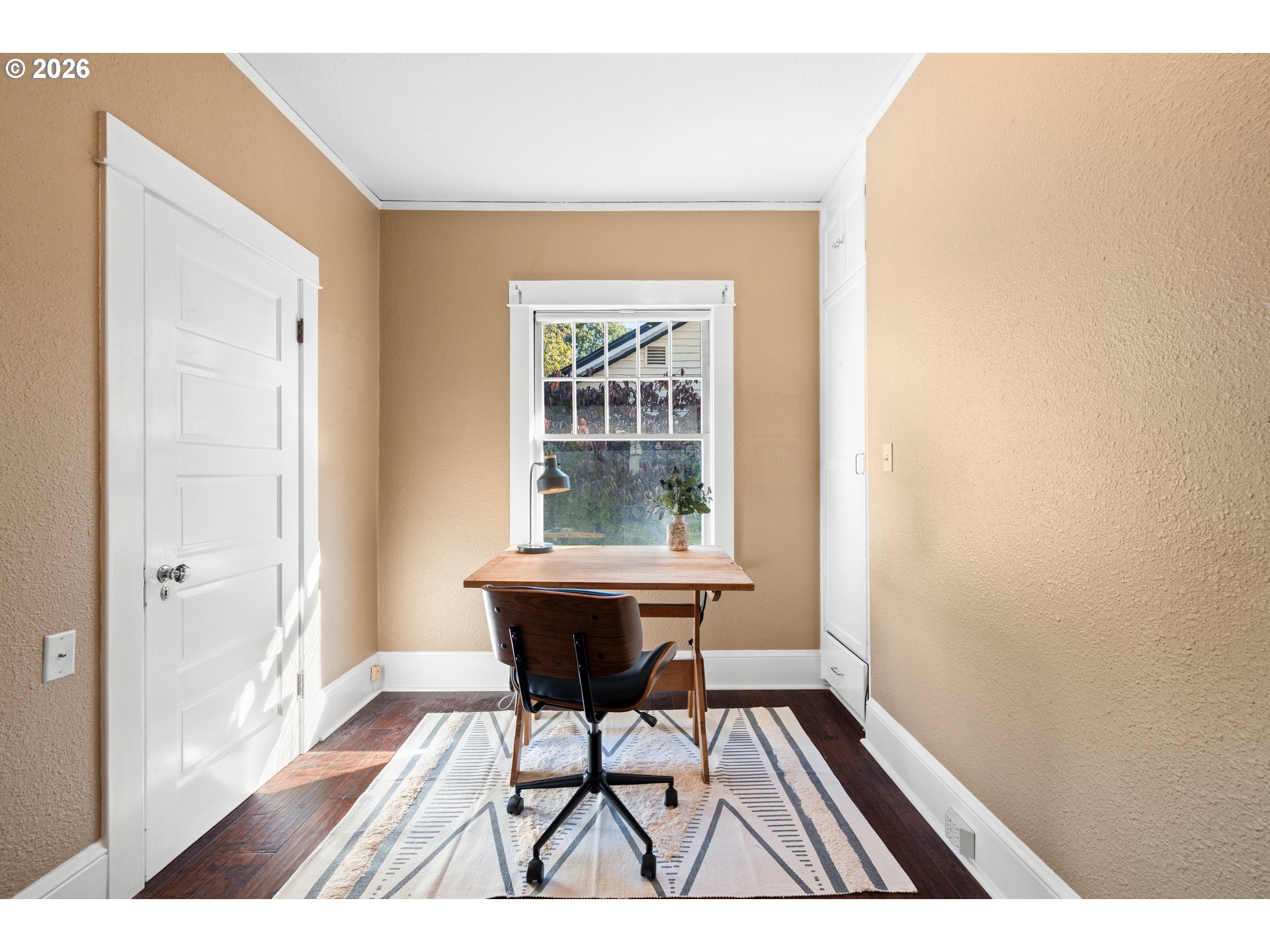 1727 N Winchell St Property Photo 17