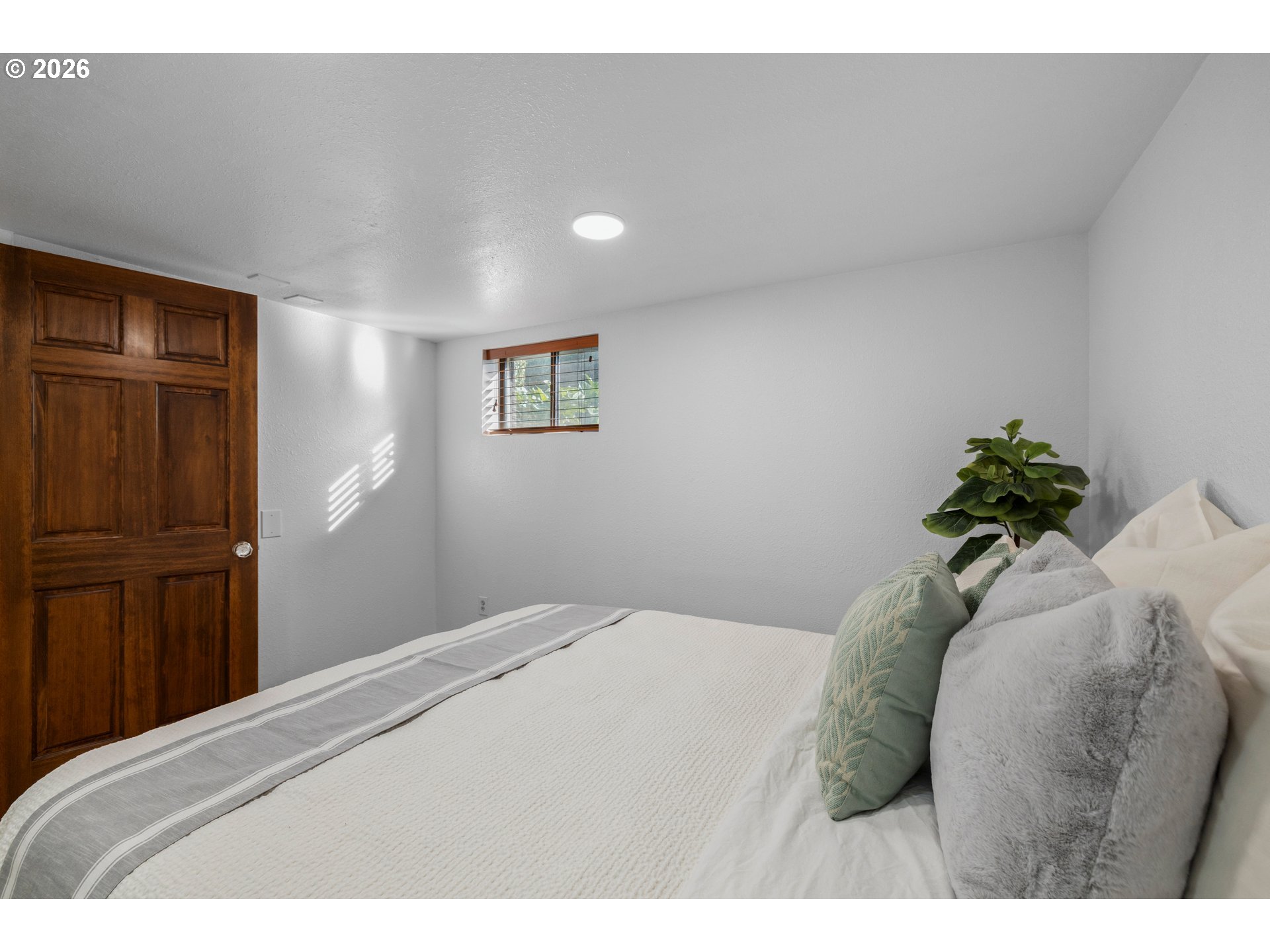 1727 N Winchell St Property Photo 36