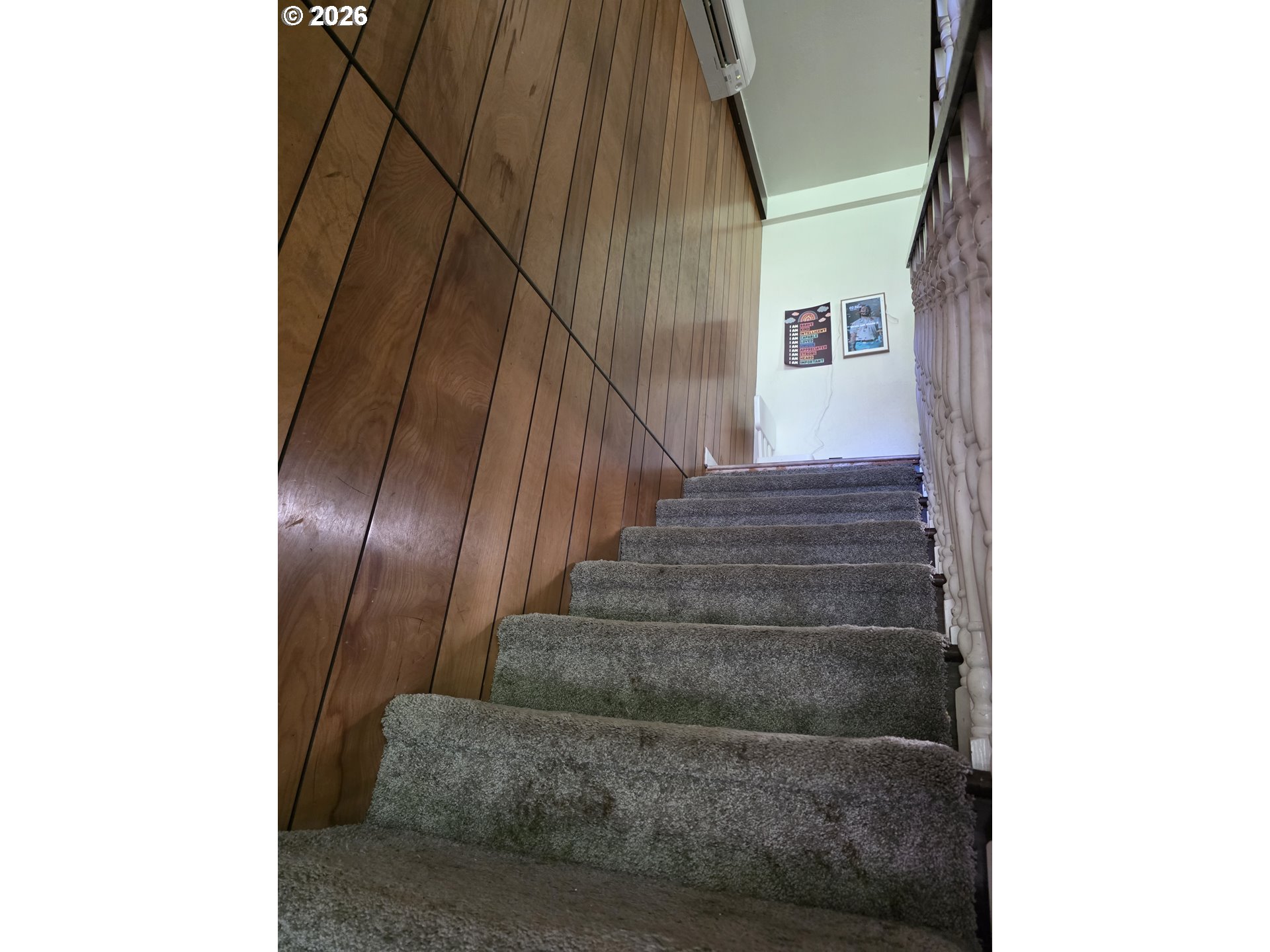 589 Knapp Pl Property Photo 13