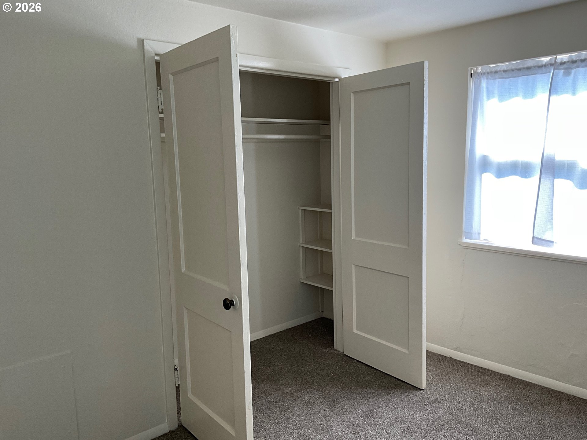 589 Knapp Pl Property Photo 25