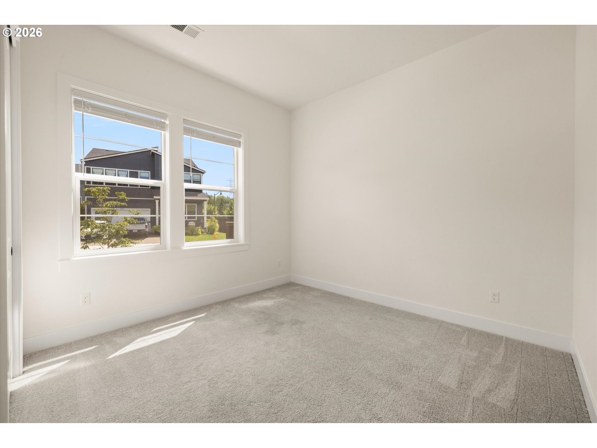 16171 Nw Gooderham St Property Photo 4