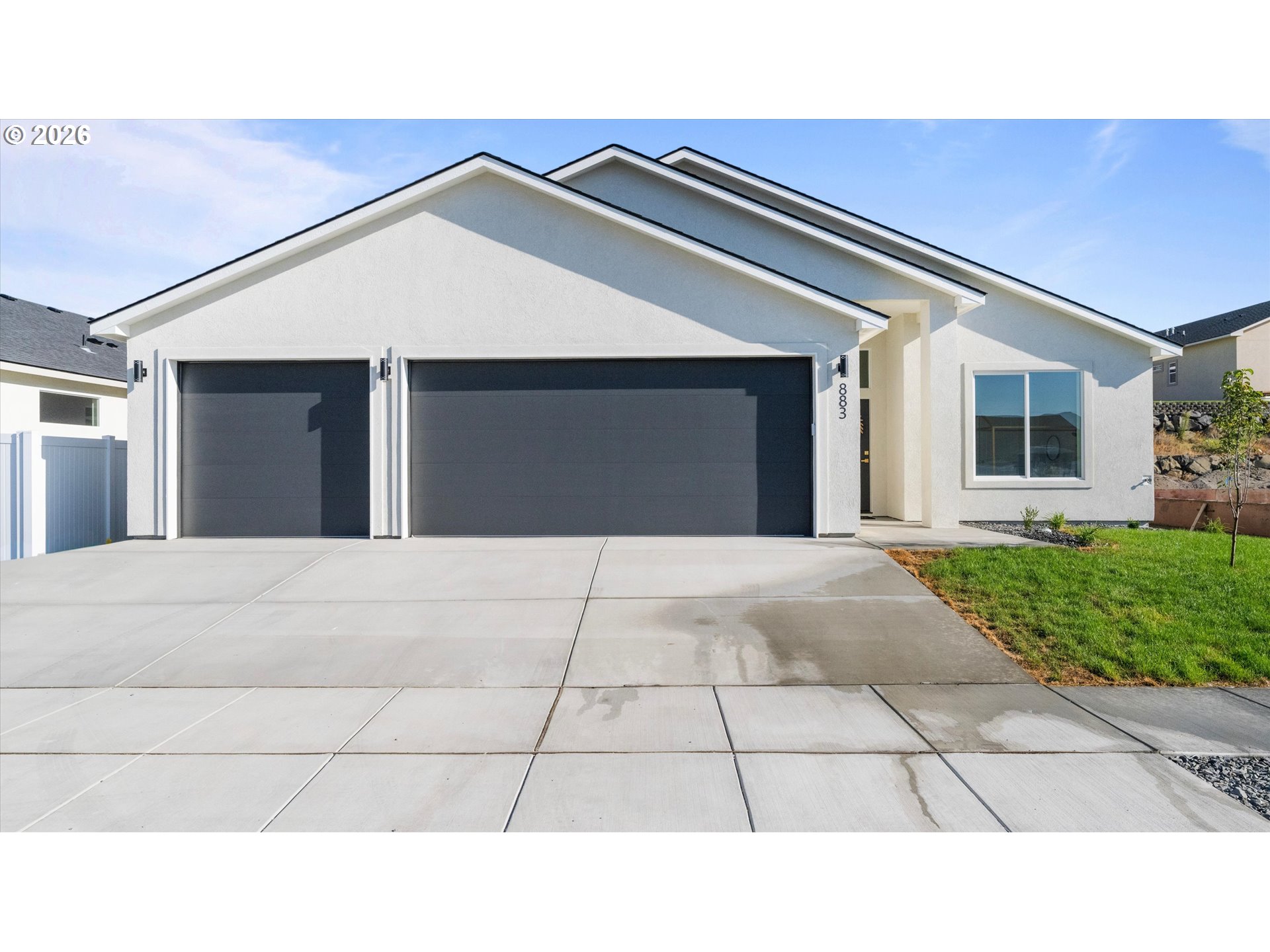 883 E Montana Property Photo 1