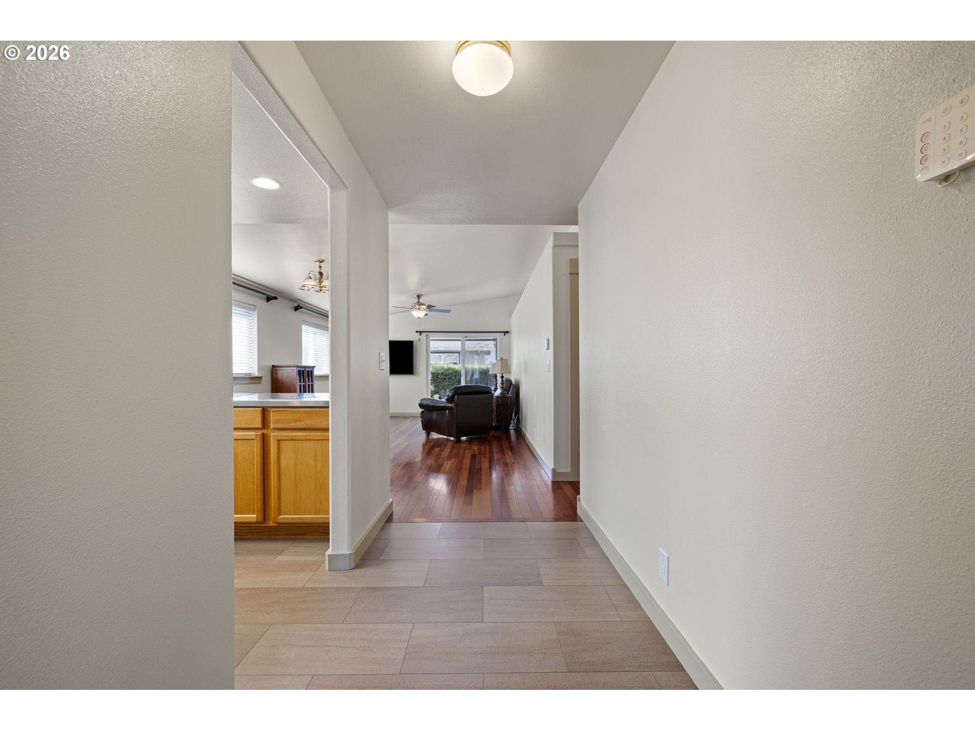 2092 Four Oak Grange Rd Property Photo 4