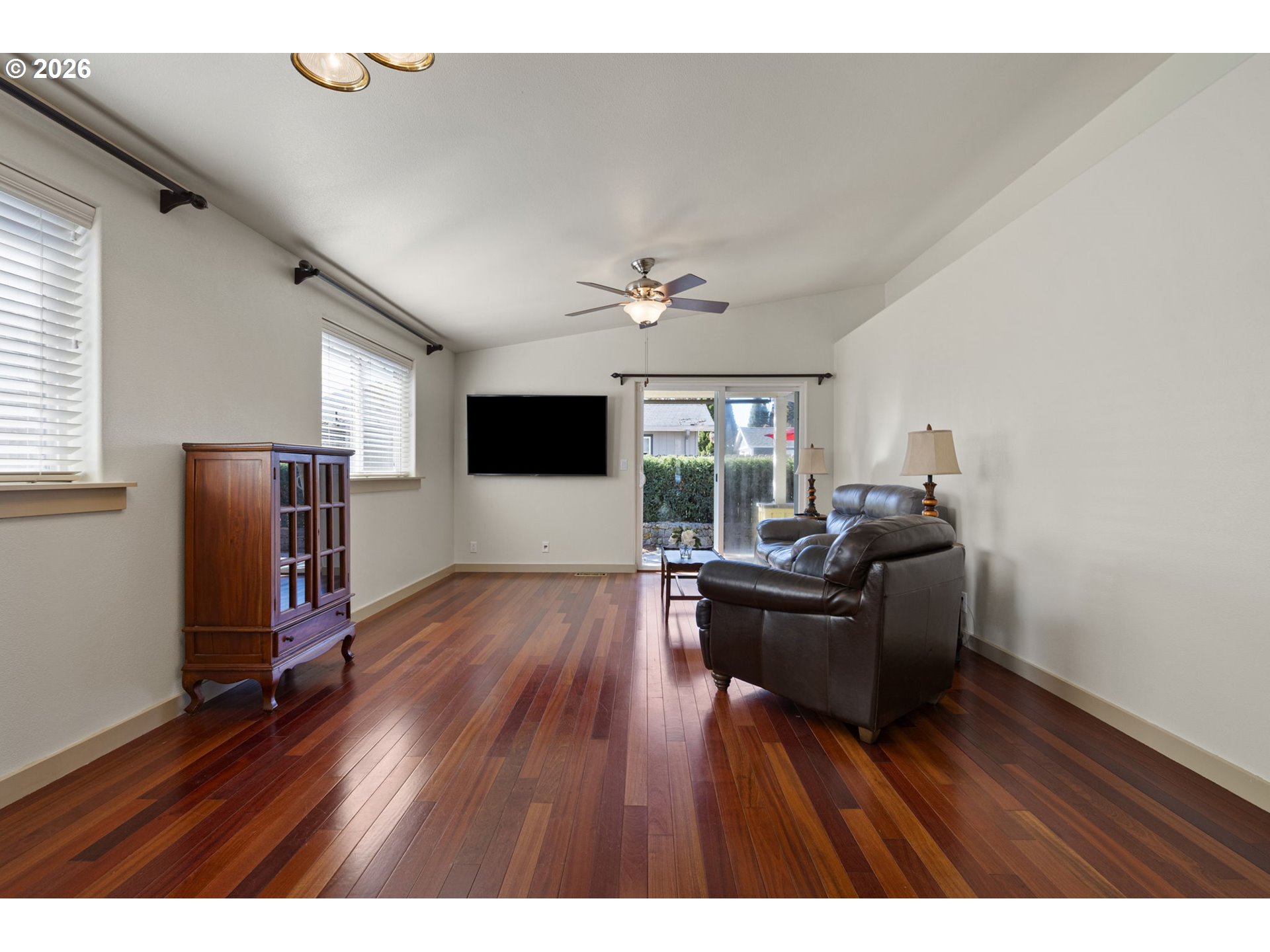 2092 Four Oak Grange Rd Property Photo 5