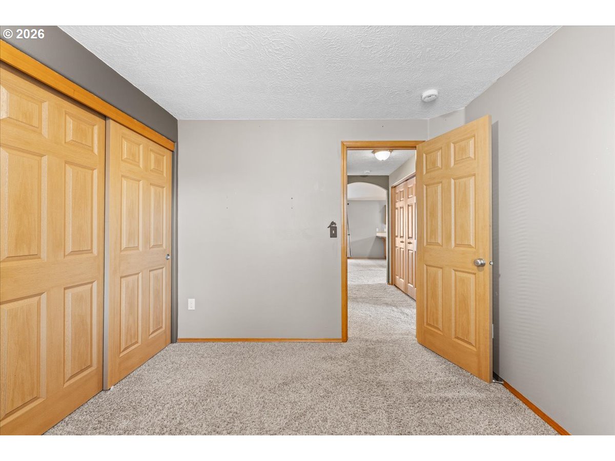 15653 Jade Glen Ave Property Photo 25