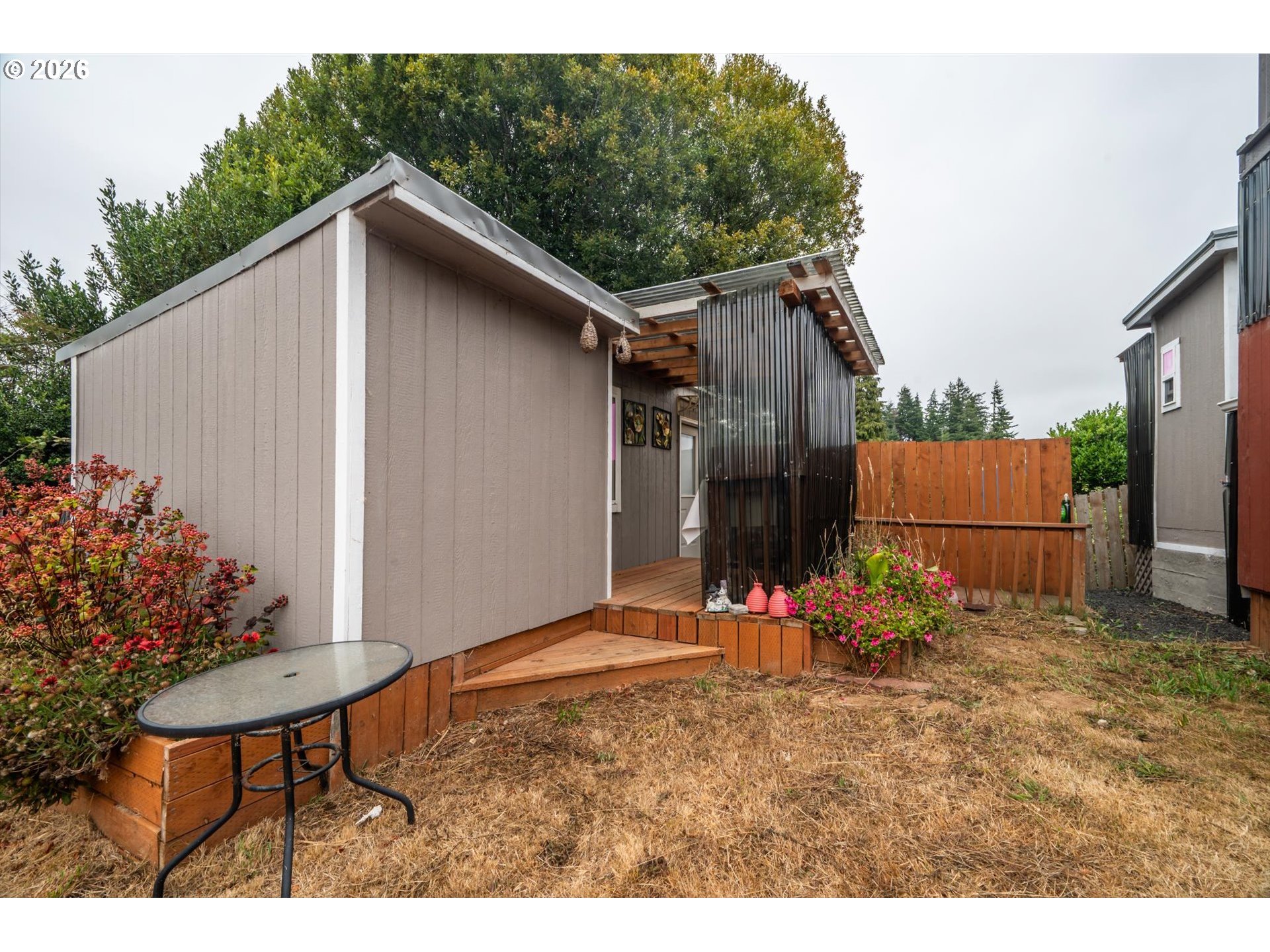 1080 State St Property Photo 14