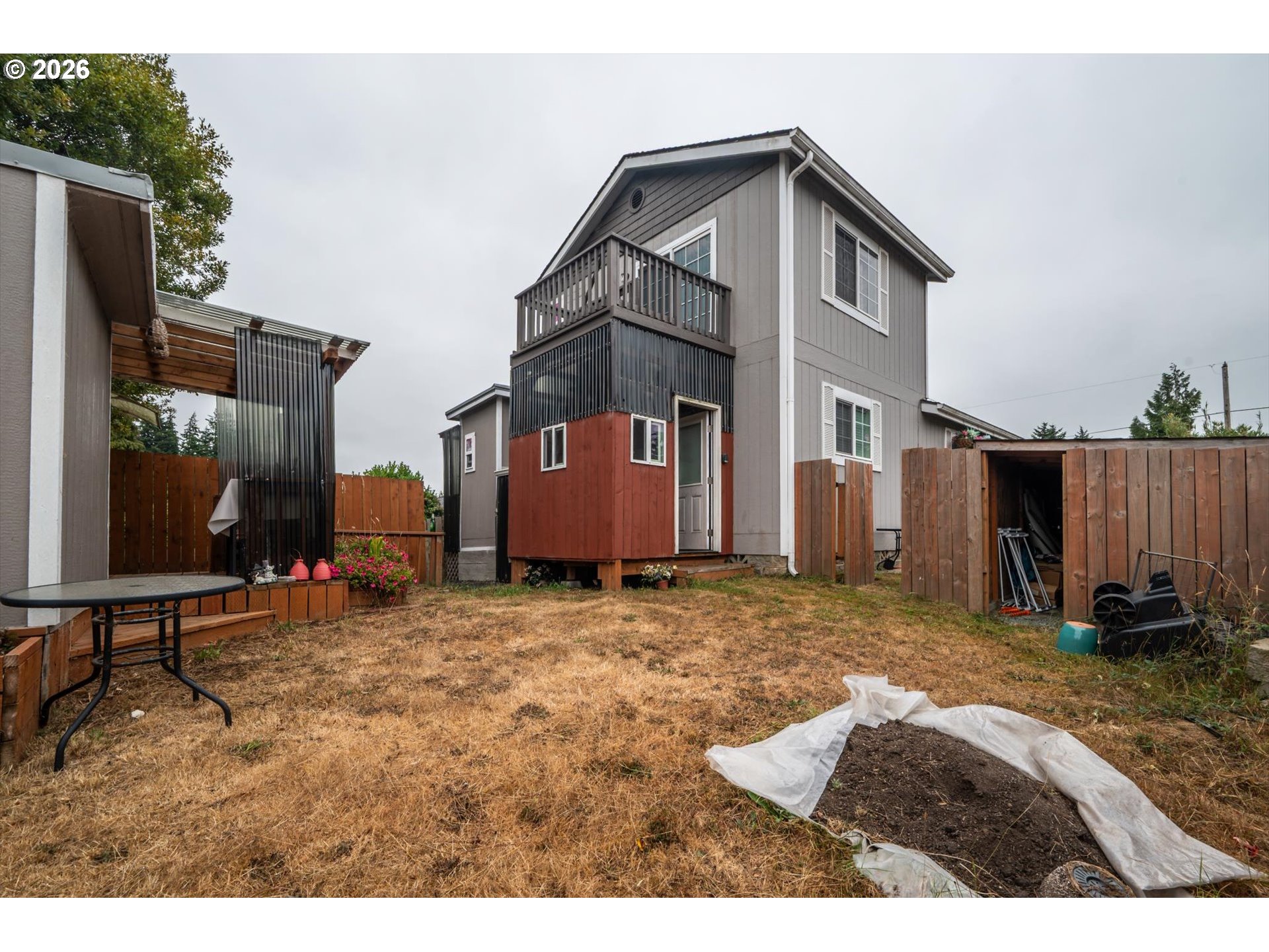 1080 State St Property Photo 15