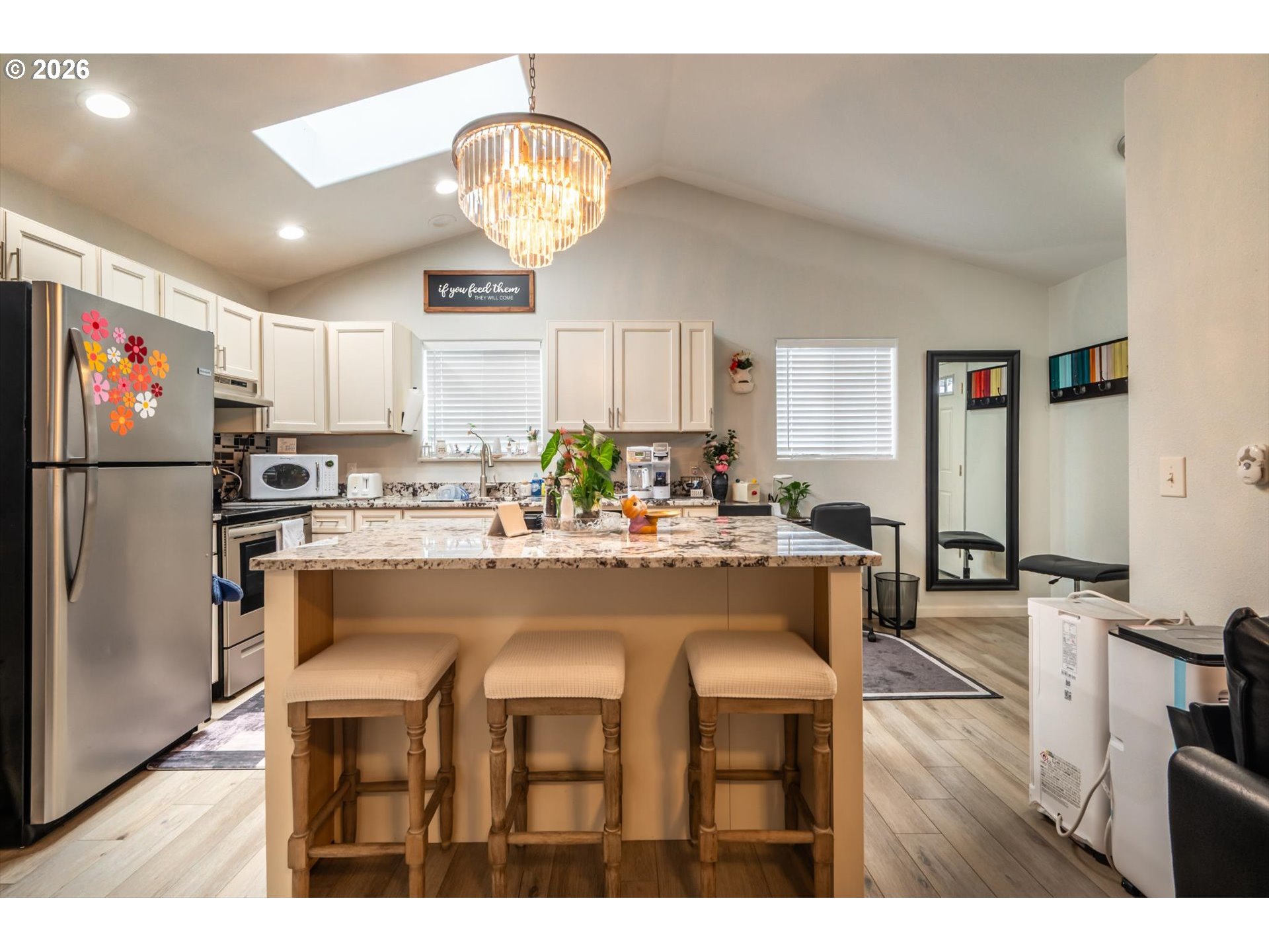 1080 State St Property Photo 40