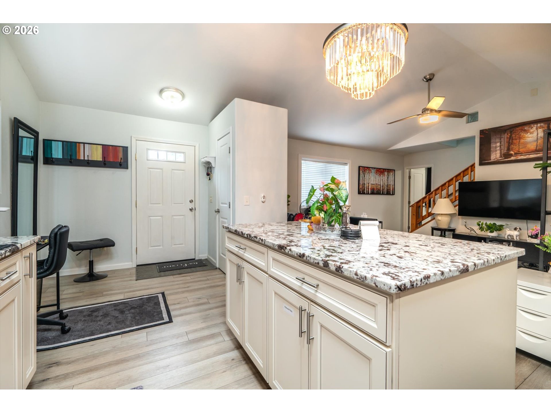 1080 State St Property Photo 44
