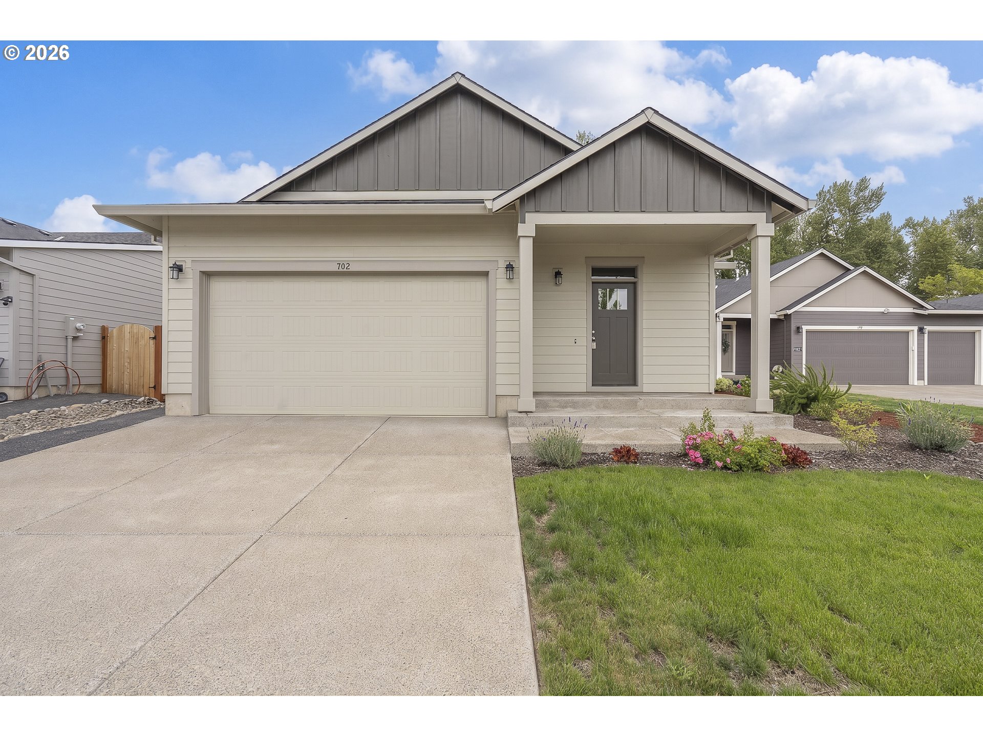 702 Tigerlily St Property Photo 3