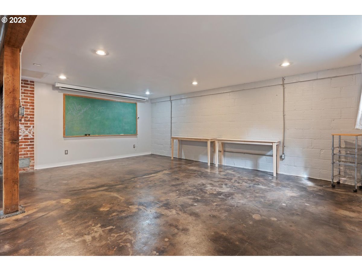 12260 Sw Butner Rd Property Photo 39